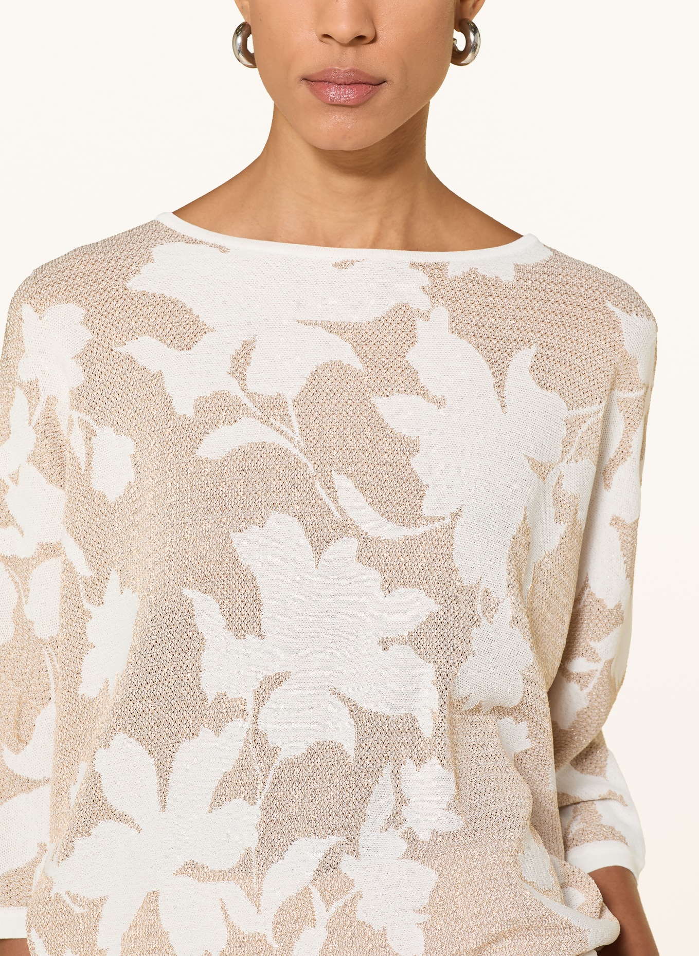 Phase Eight Blouse ANAIS met glinsterend garen: WIT / GOUD