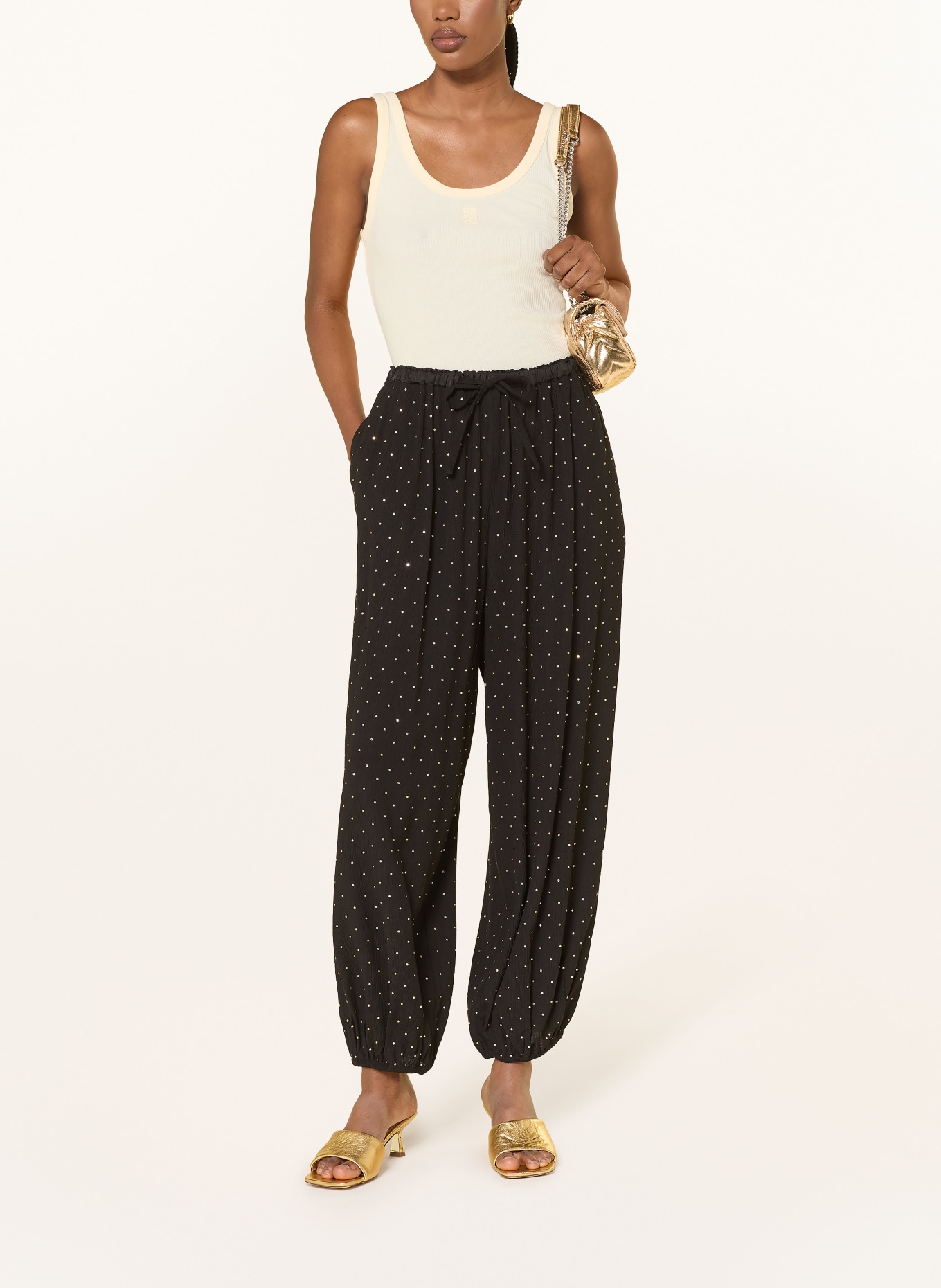 SANDRO 7/8-Hose mit Schmucksteinen: SCHWARZ / GOLD