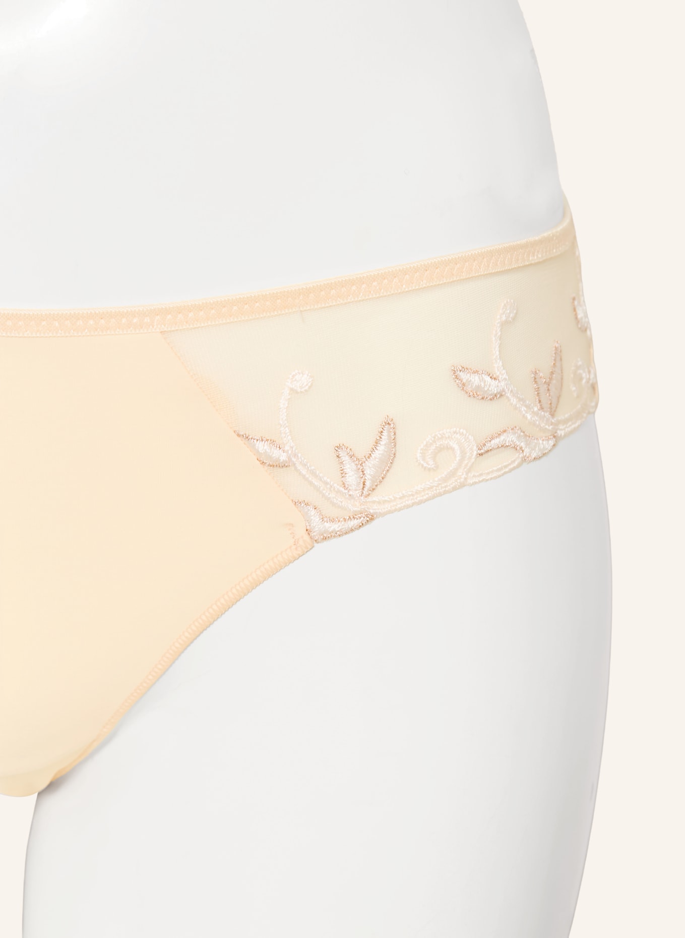 SIMONE PÉRÈLE Figi ANDORA: BEŻOWY