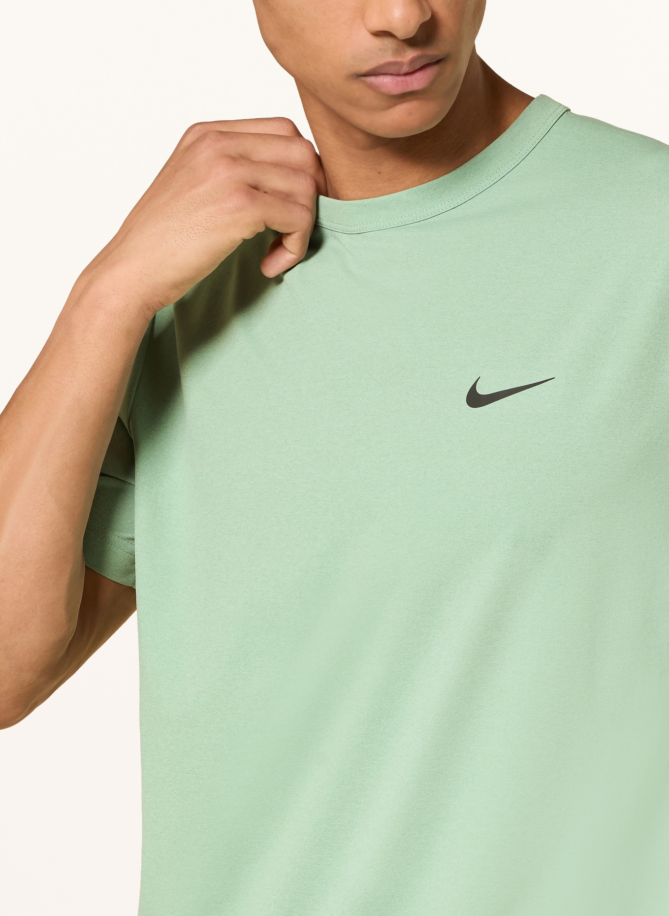 Nike T-Shirt HYVERSE: HELLGRÜN