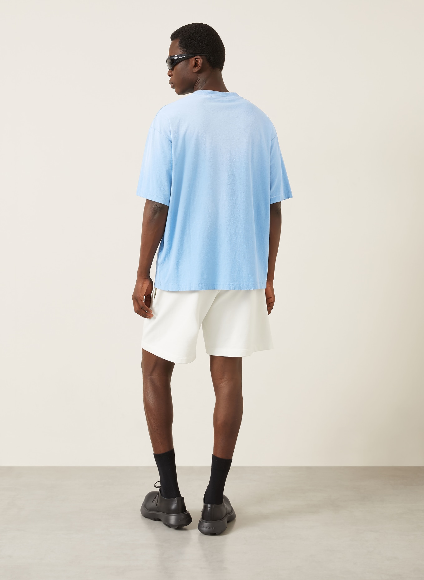 Acne Studios T-Shirt: HELLBLAU / WEISS
