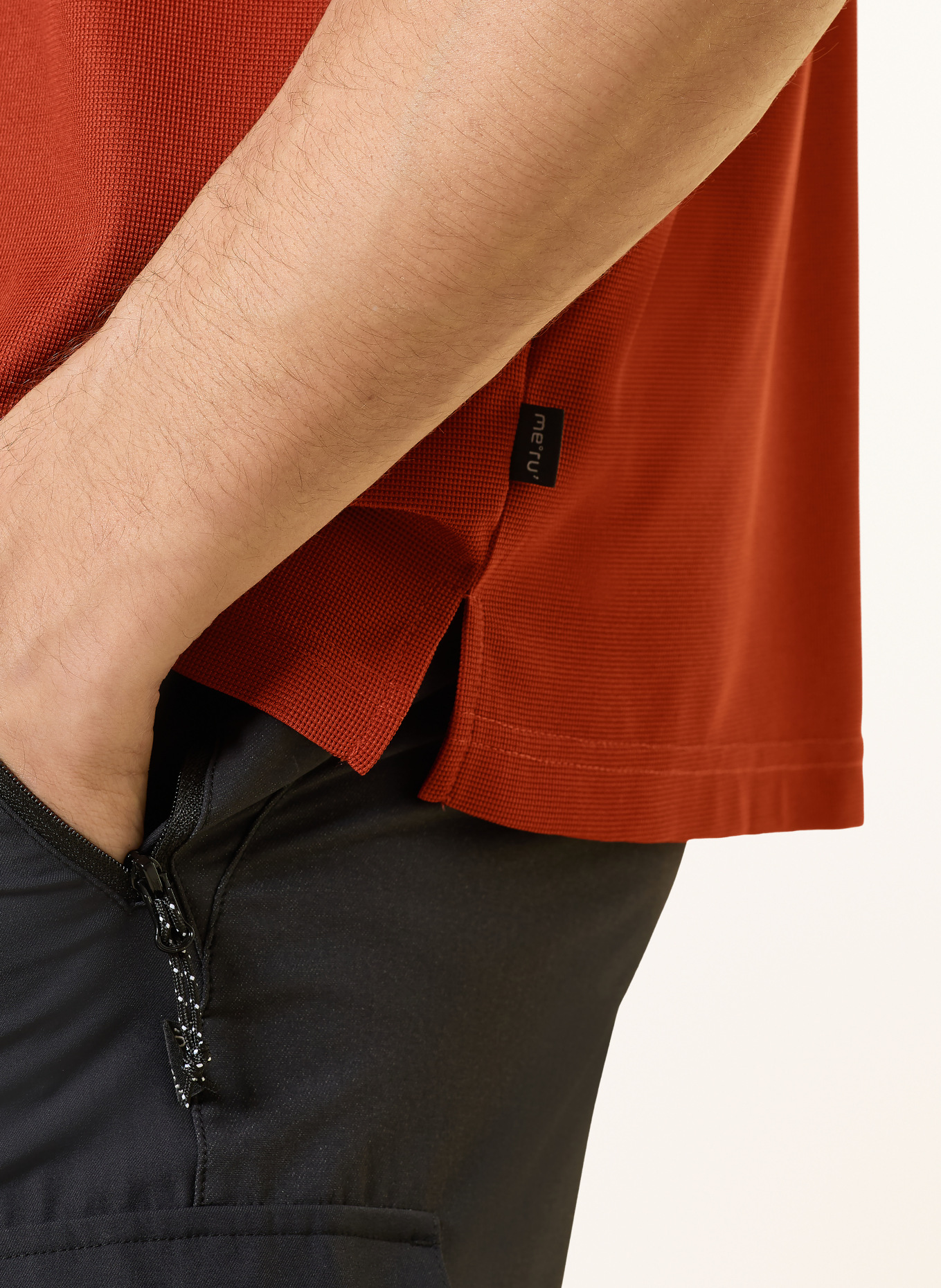 me°ru' Functioneel poloshirt BRISTOL: DONKERORANJE