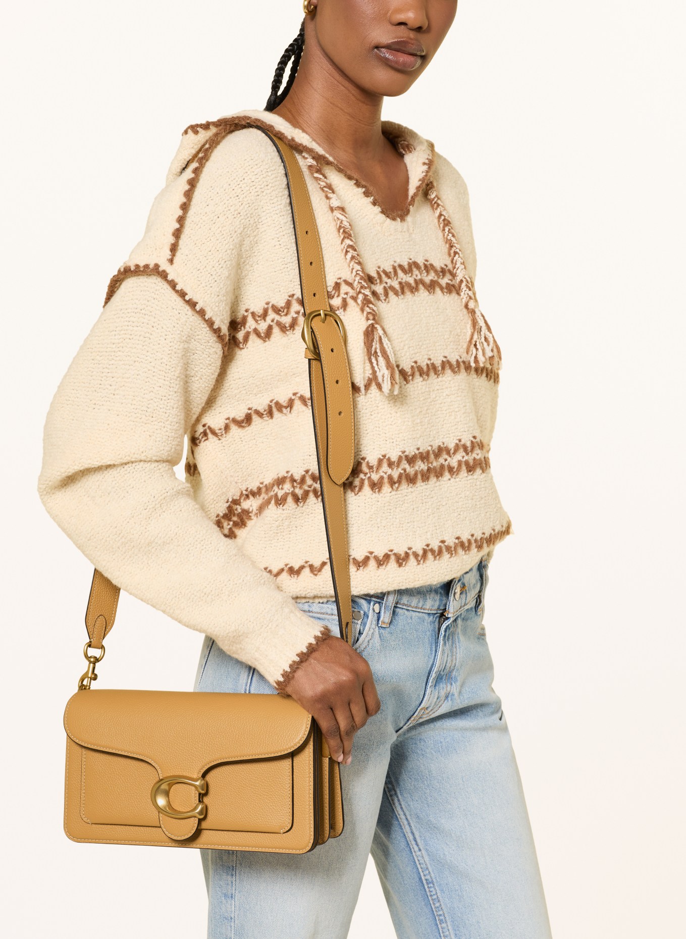 COACH Torba na ramię TABBY 26: CAMELOWY / ZŁOTY