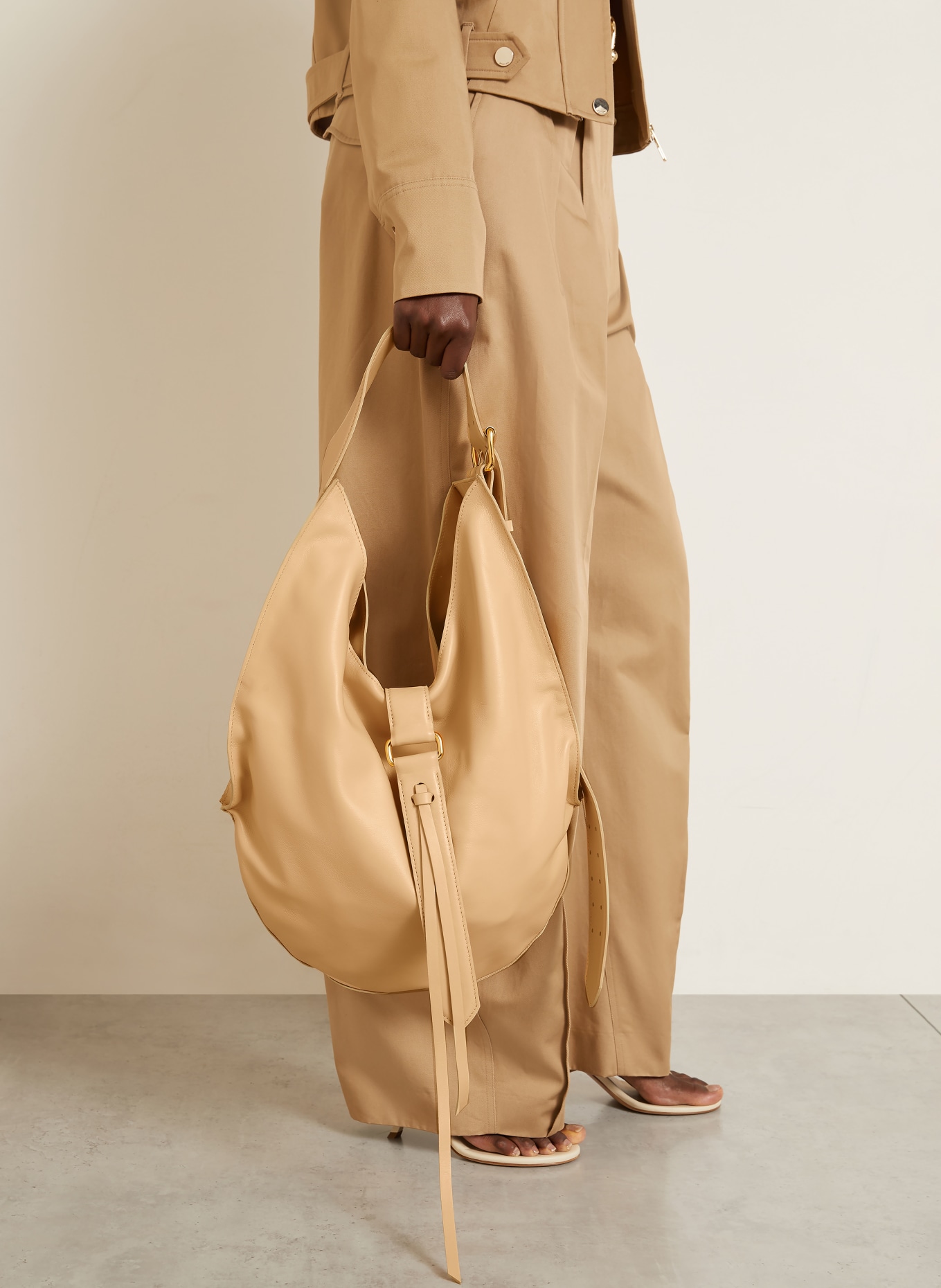 RADICA STUDIO Hobo-tas SUNSET MAXI: BEIGE