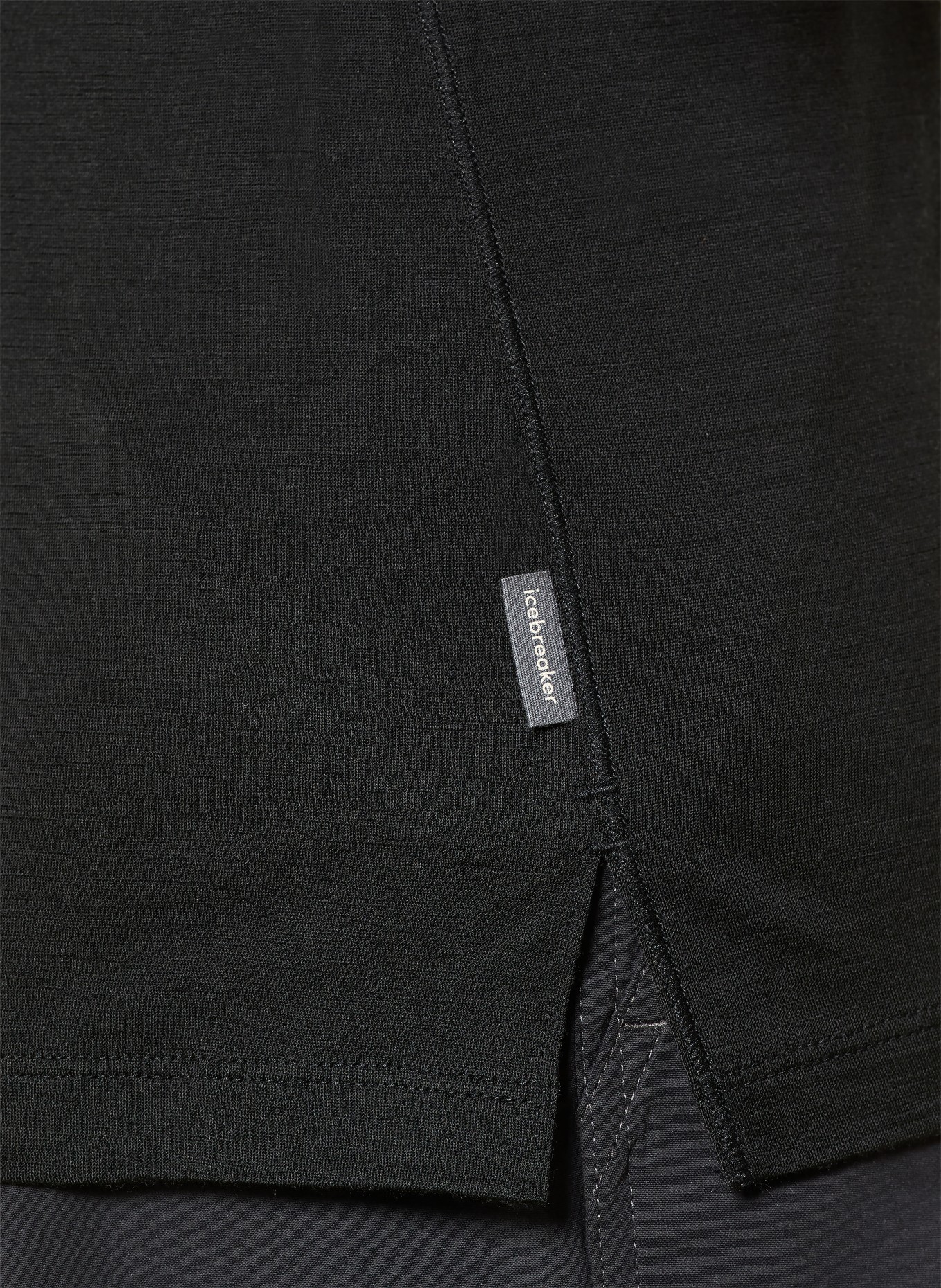 icebreaker T-Shirt MERINOFINE™ ACE aus Merinowolle: SCHWARZ