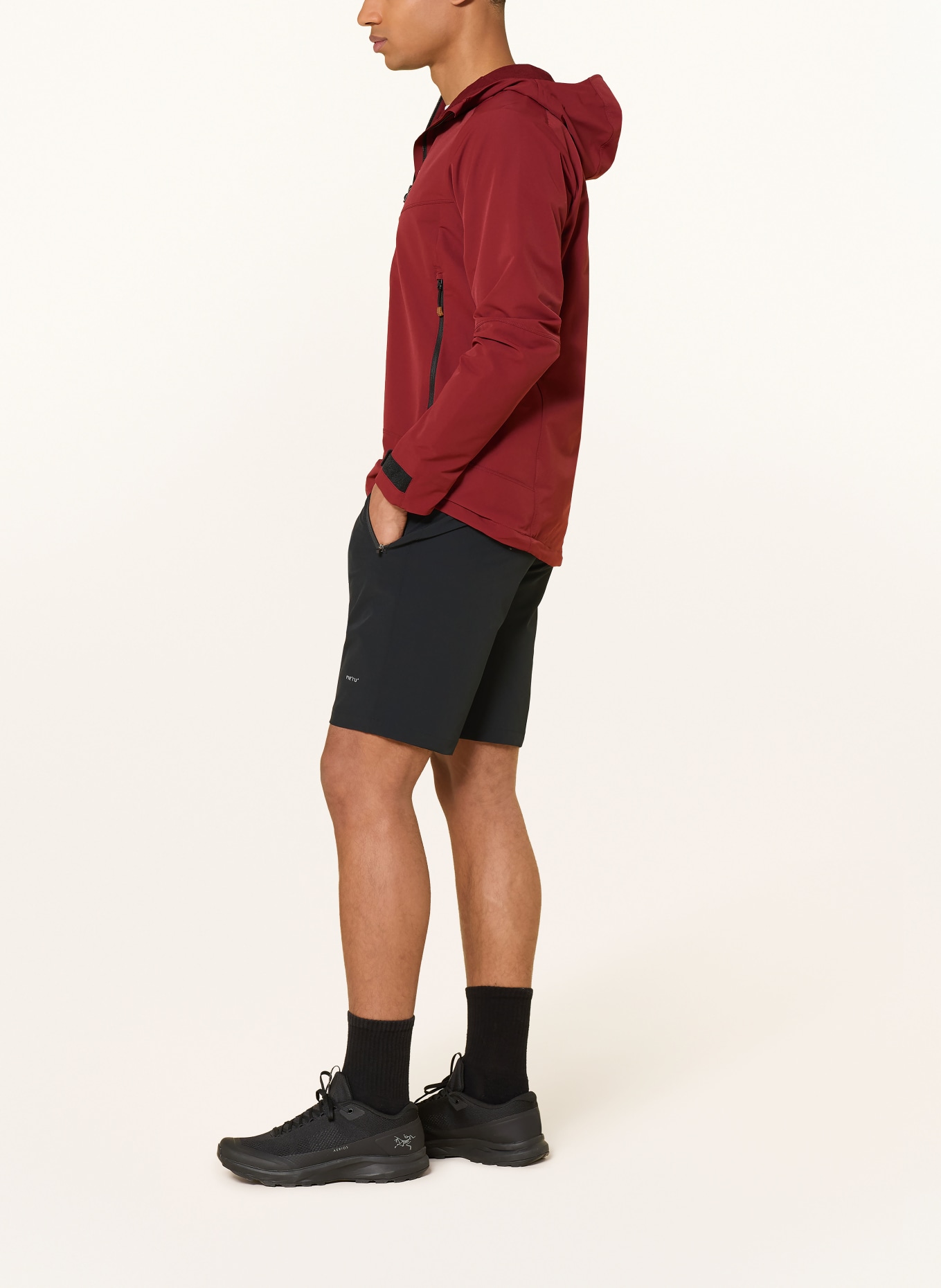 me°ru' Trekkingshorts SEVRAN: SCHWARZ