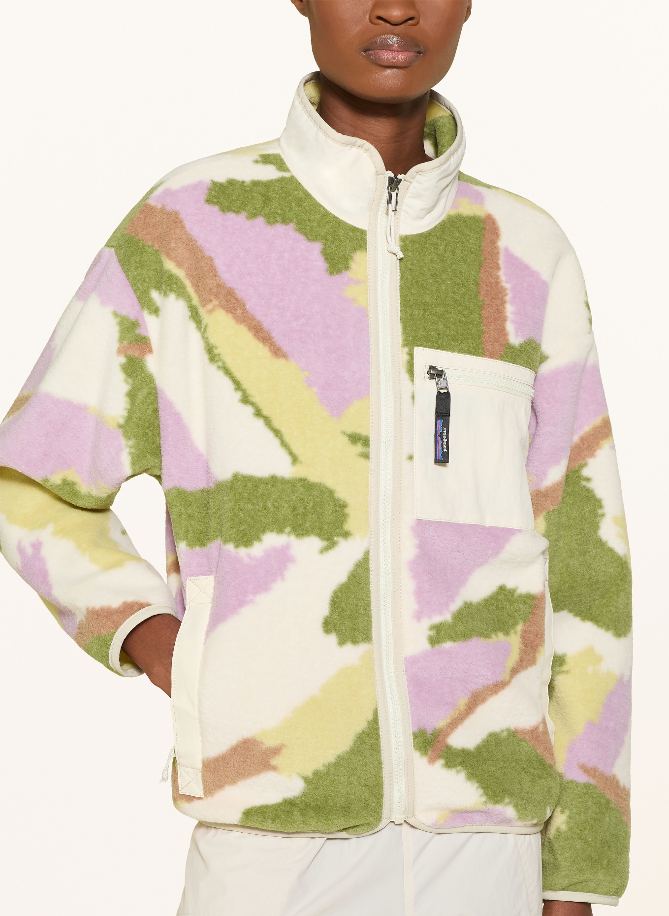 patagonia fleecejack: CRÈME / LICHTPAARS / GROEN