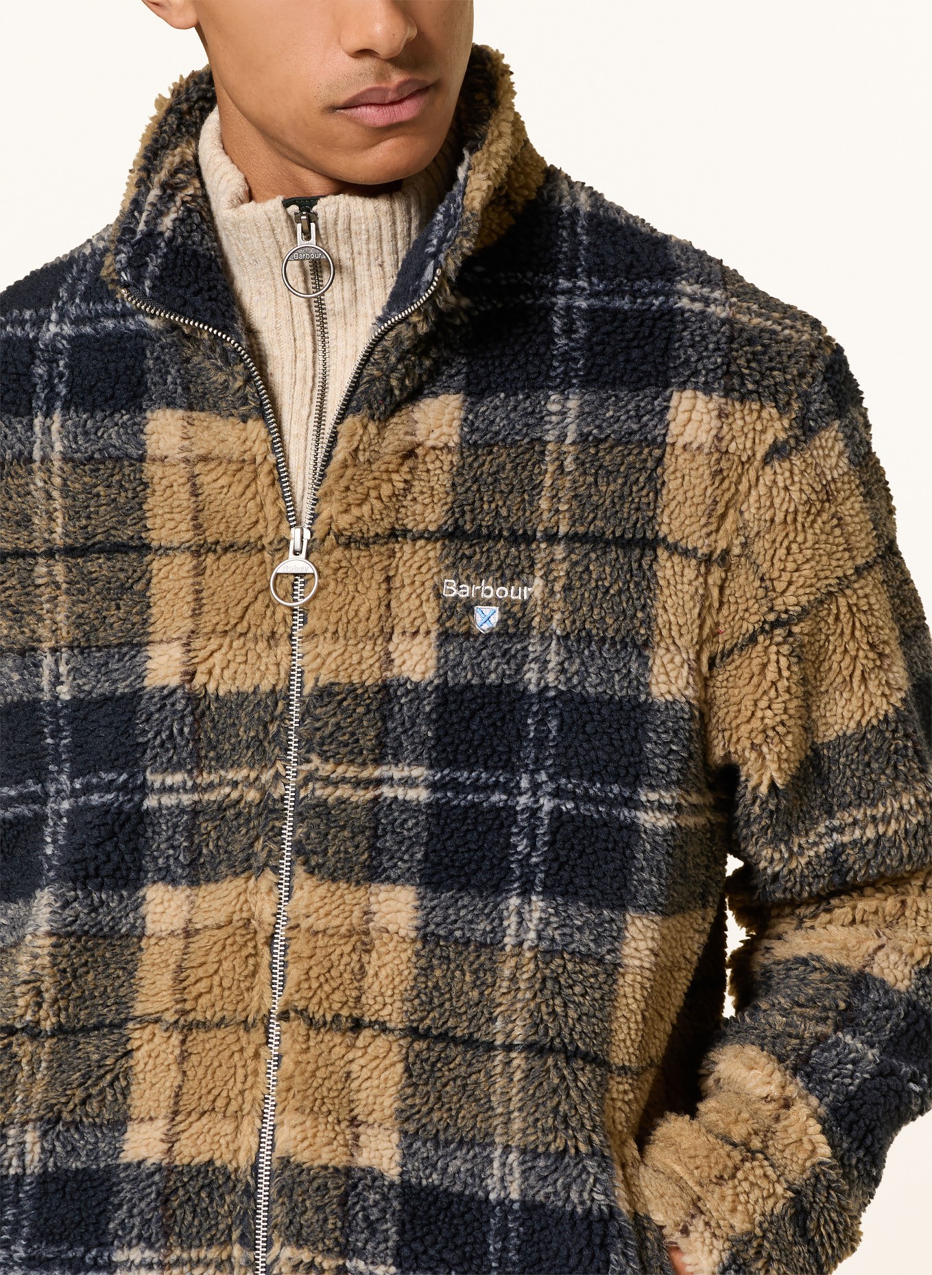 Barbour Teddyfell-Jacke: BEIGE / DUNKELBLAU