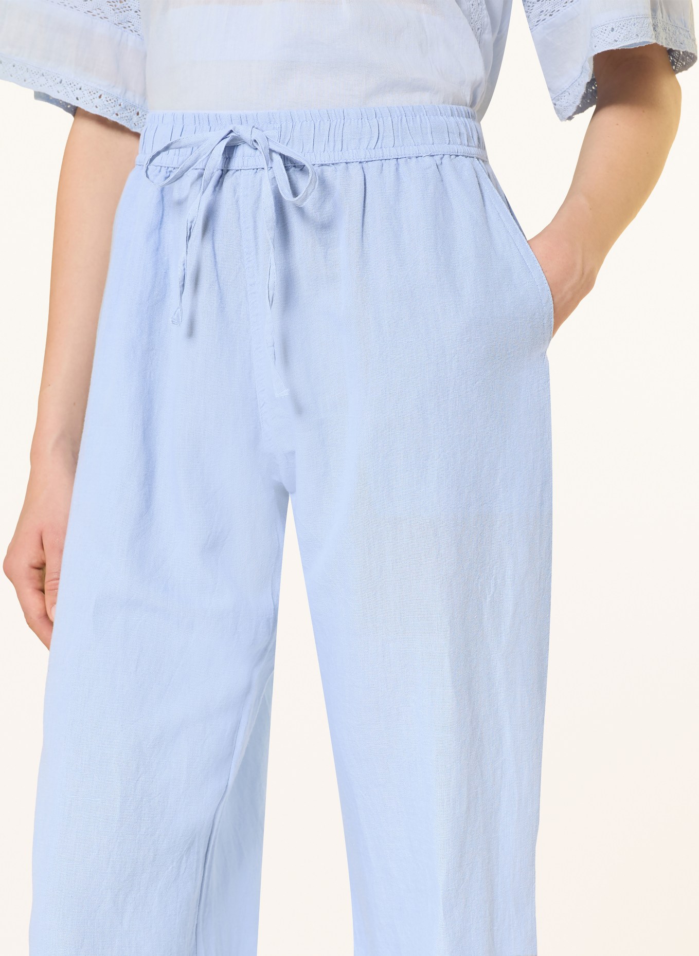 NEO NOIR Marlenehose SONAR mit Leinen: HELLBLAU