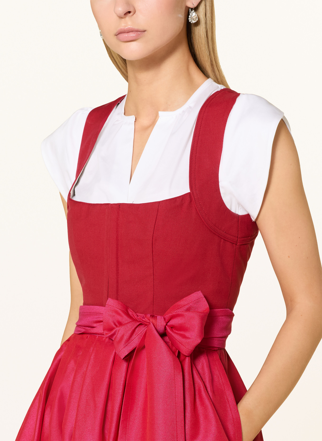 CocoVero Dirndl HERMINE: ČERVENÁ