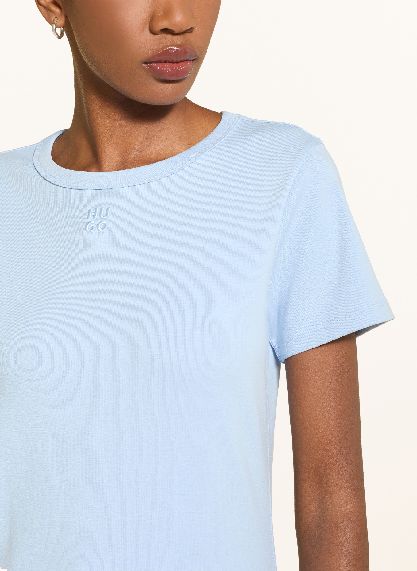 HUGO T-Shirt DELORIS: HELLBLAU
