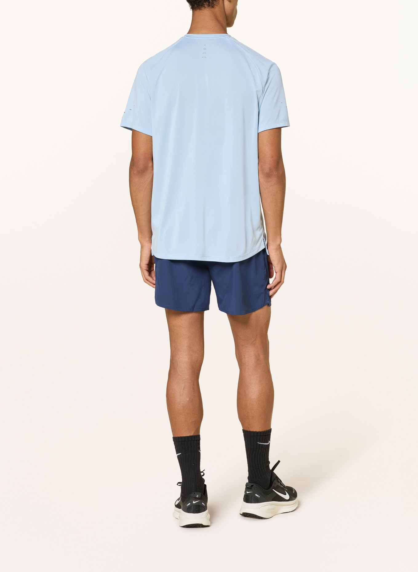 Nike Laufshirt STRIDE: HELLBLAU / GRAU