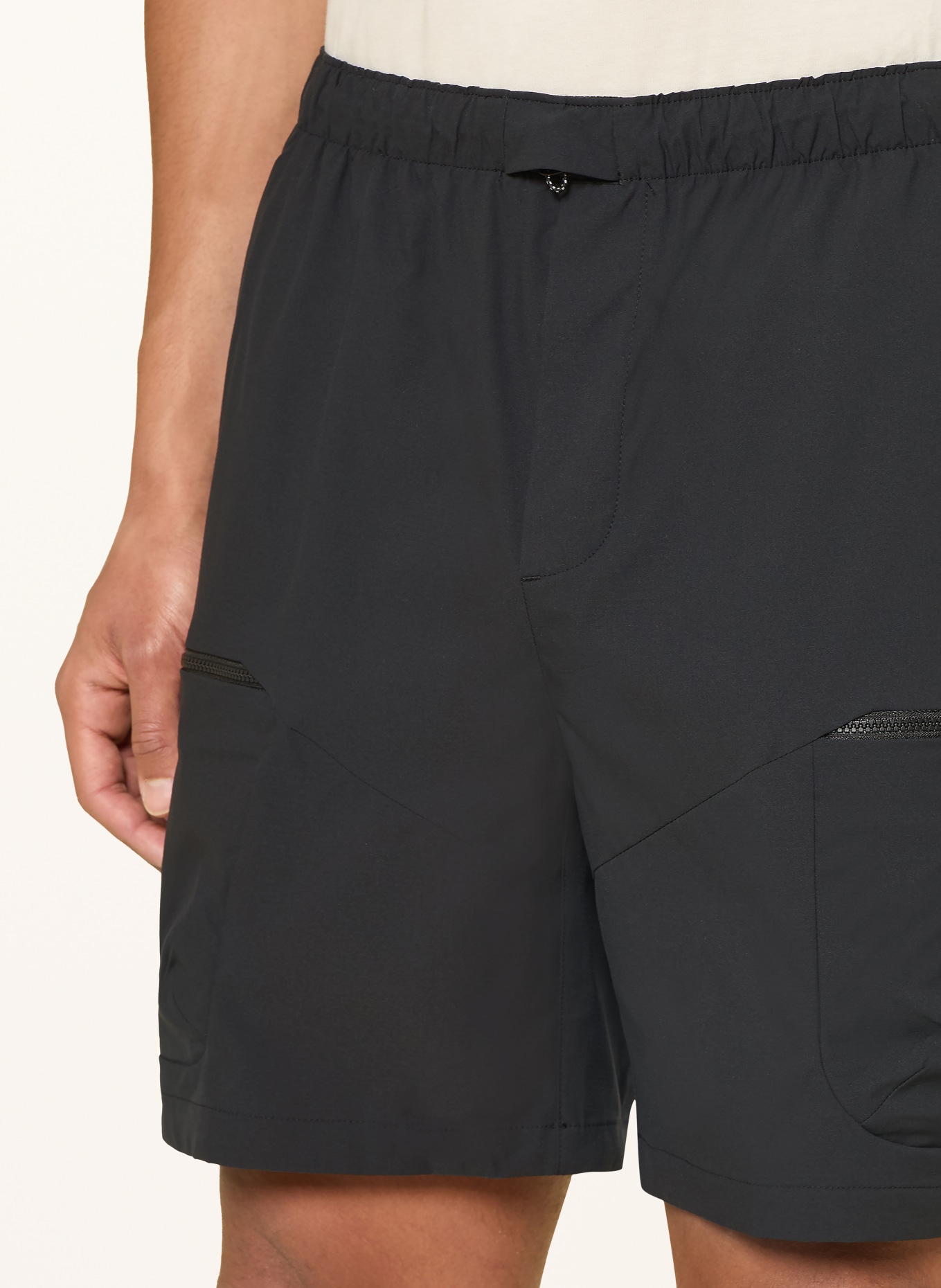 Peak Performance Trekkingshorts OUTDOOR CARGO: SCHWARZ