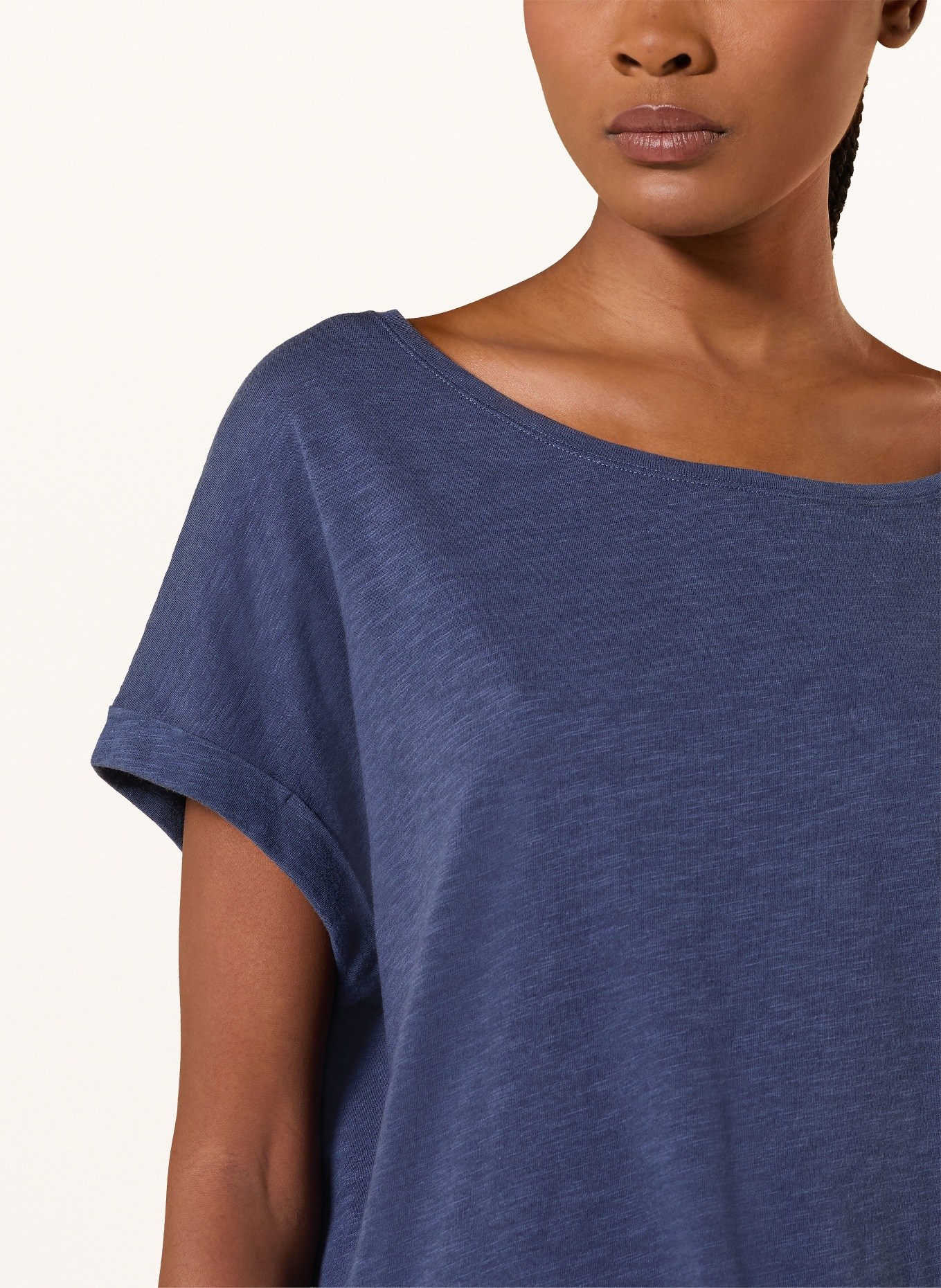 Juvia T-shirt LUCA: GRANATOWY