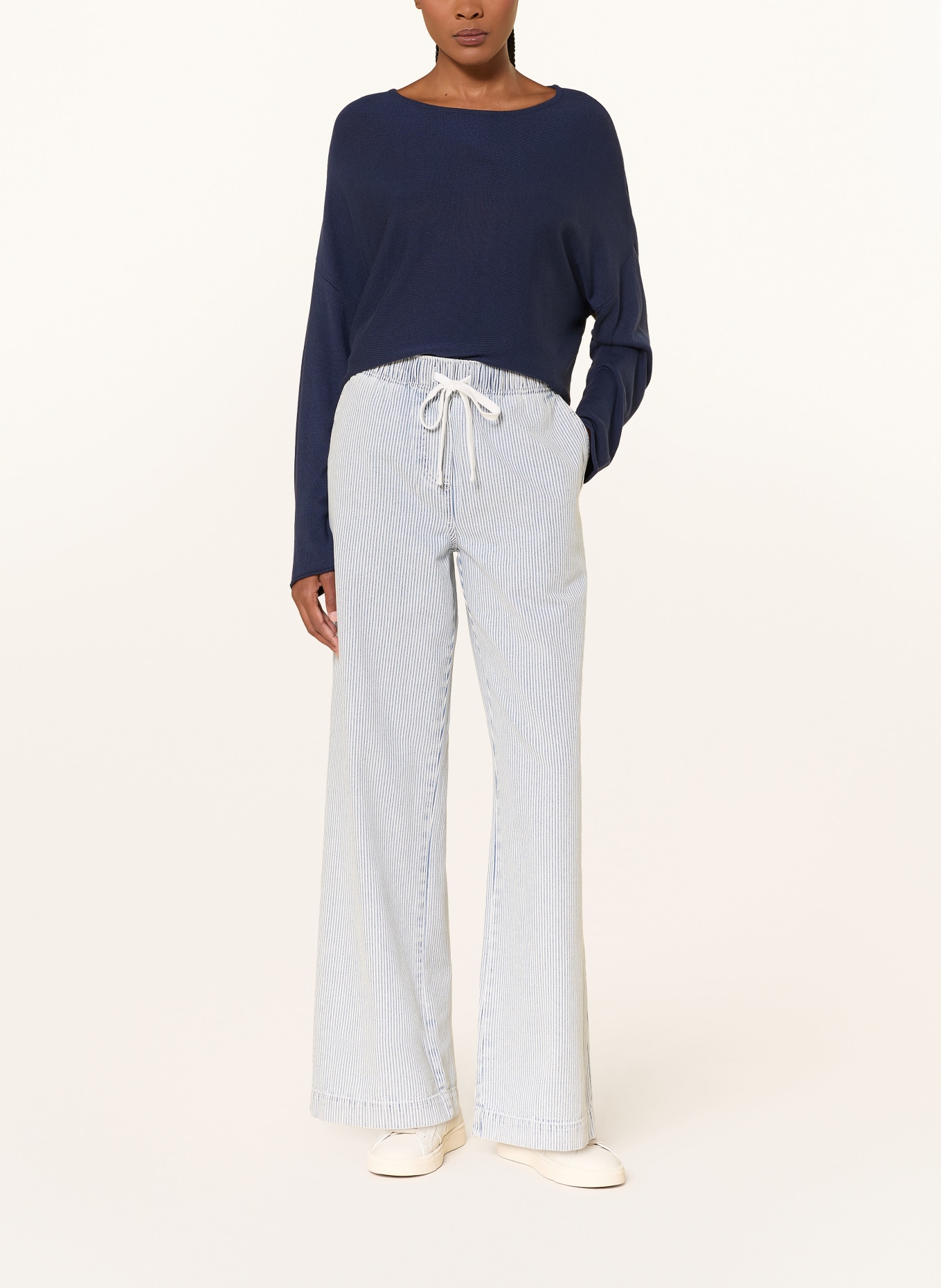 Juvia Sweter FAIZA: GRANATOWY