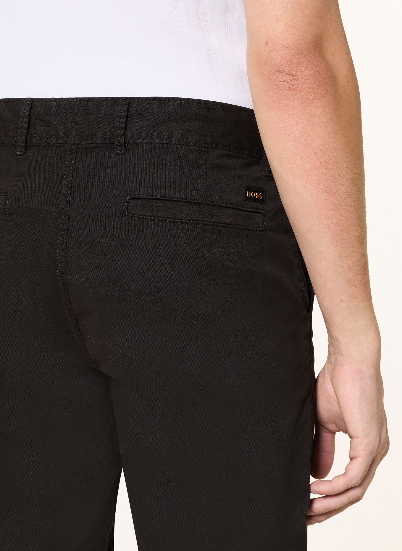 BOSS Chinoshorts Slim Fit: SCHWARZ