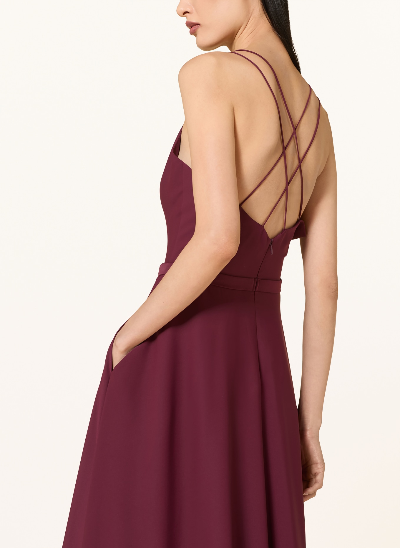 VM Vera Mont Abendkleid: DUNKELROT