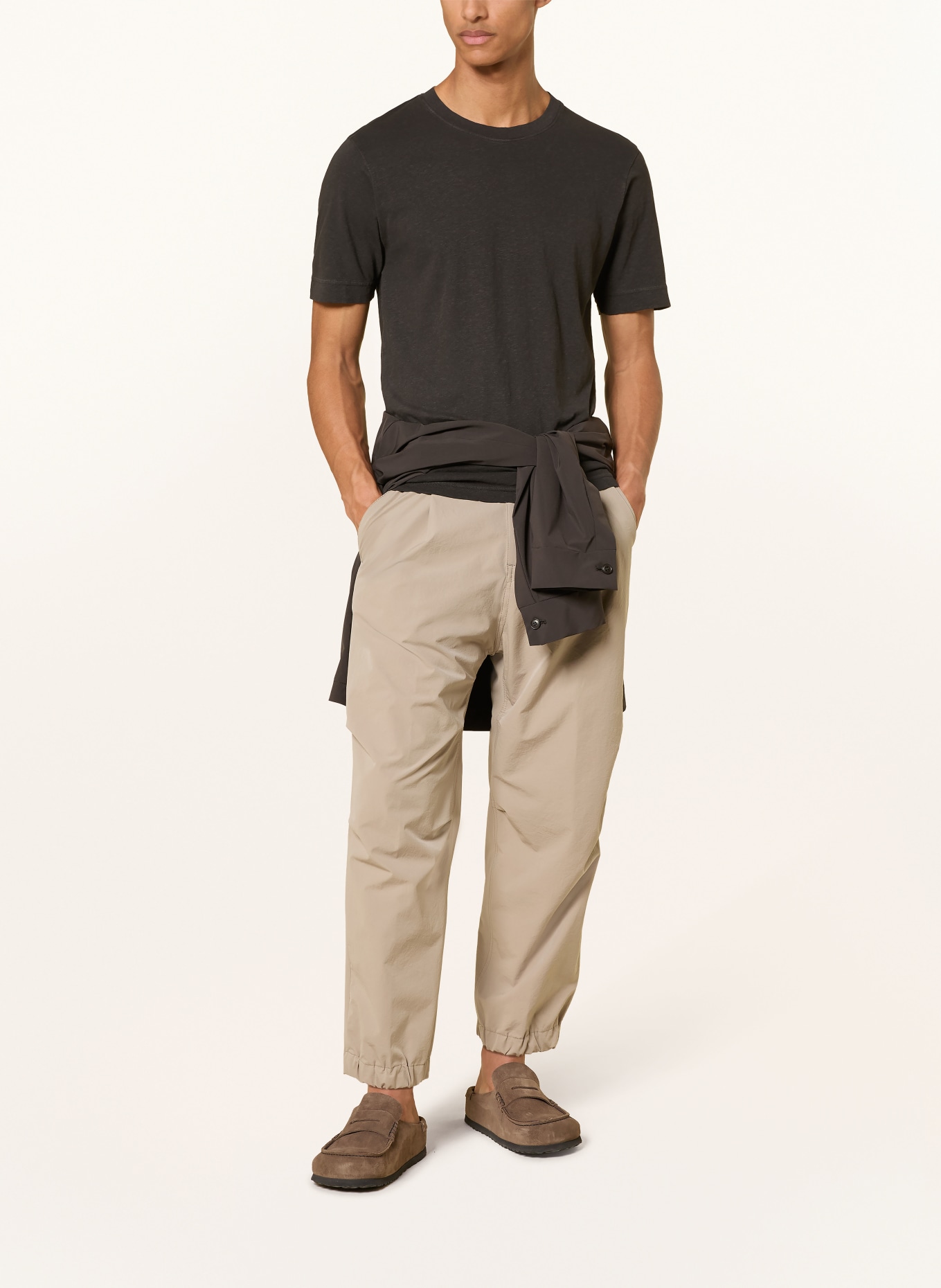 DRYKORN T-shirt RAPHAEL with linen: BLACK