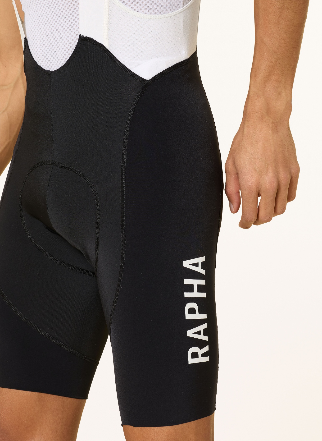 Rapha Radhose PRO TEAM BIB III mit Trägern und gepolstertem Einsatz: SCHWARZ / ECRU / WEISS