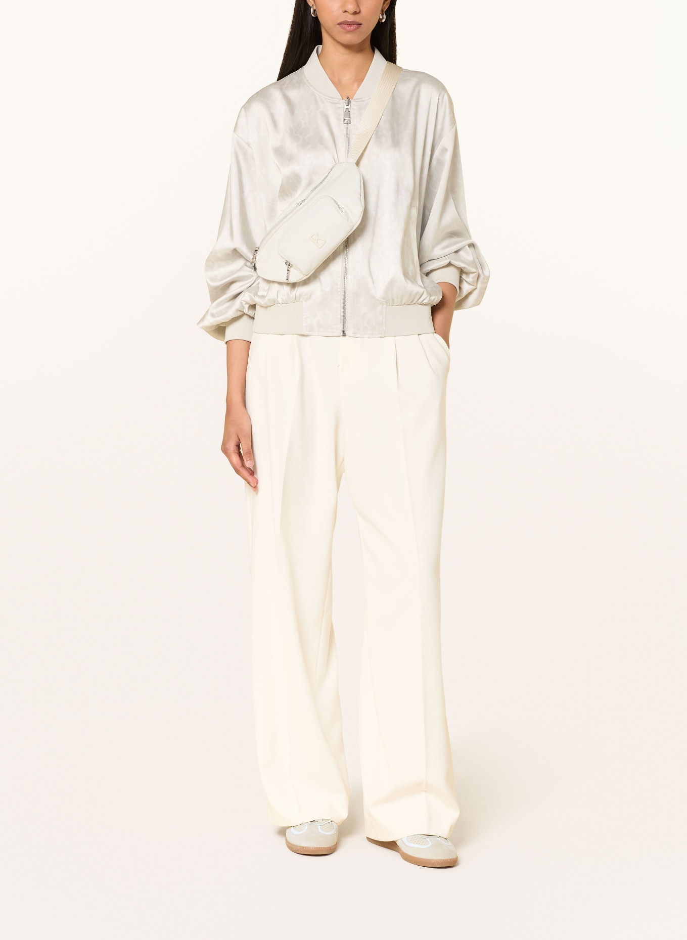 BOGNER Gürteltasche VERBIER PLAY 1.0 JANICA: WEISS