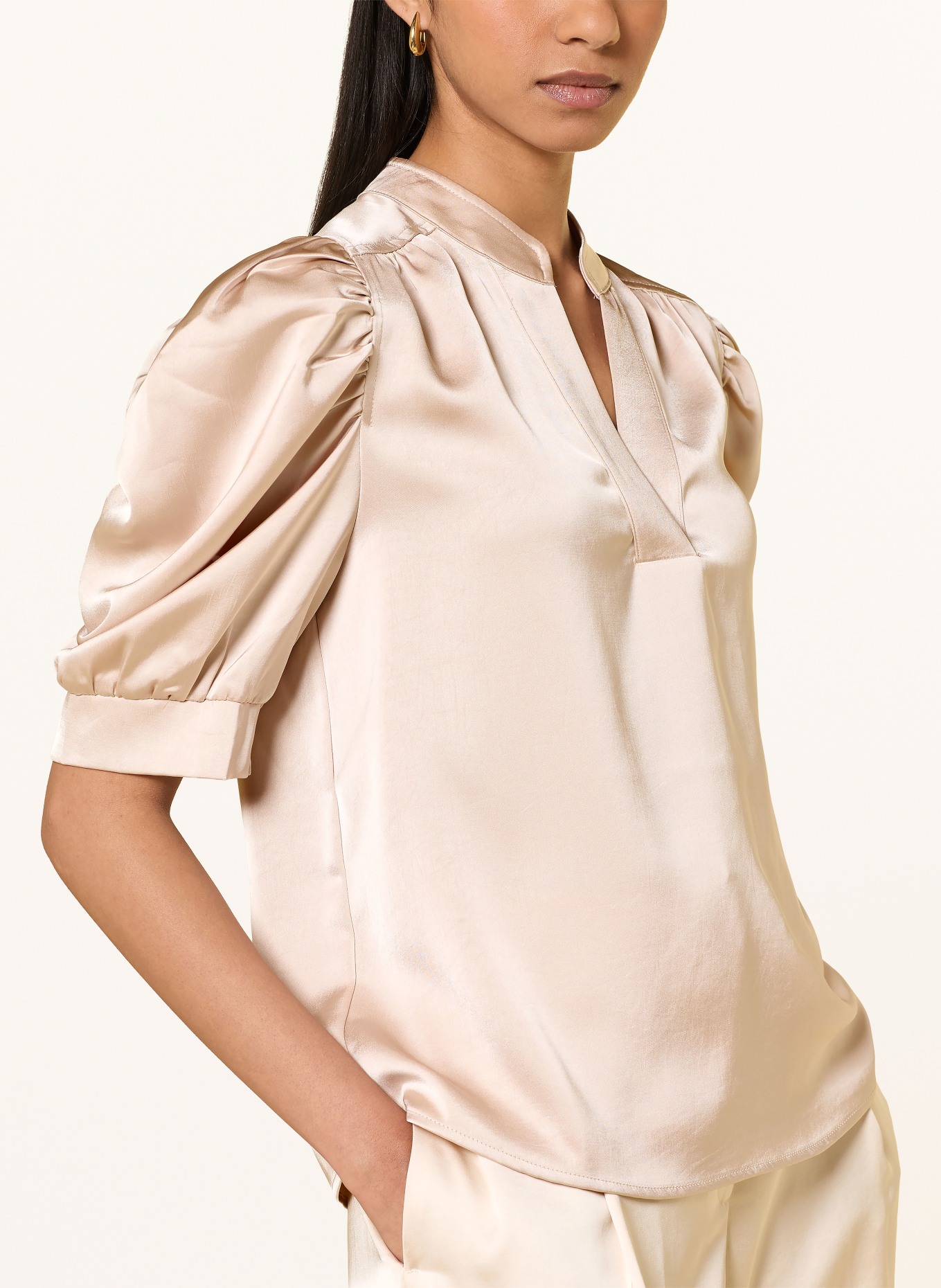 NEO NOIR Blusenshirt ROELLA aus Satin: BEIGE