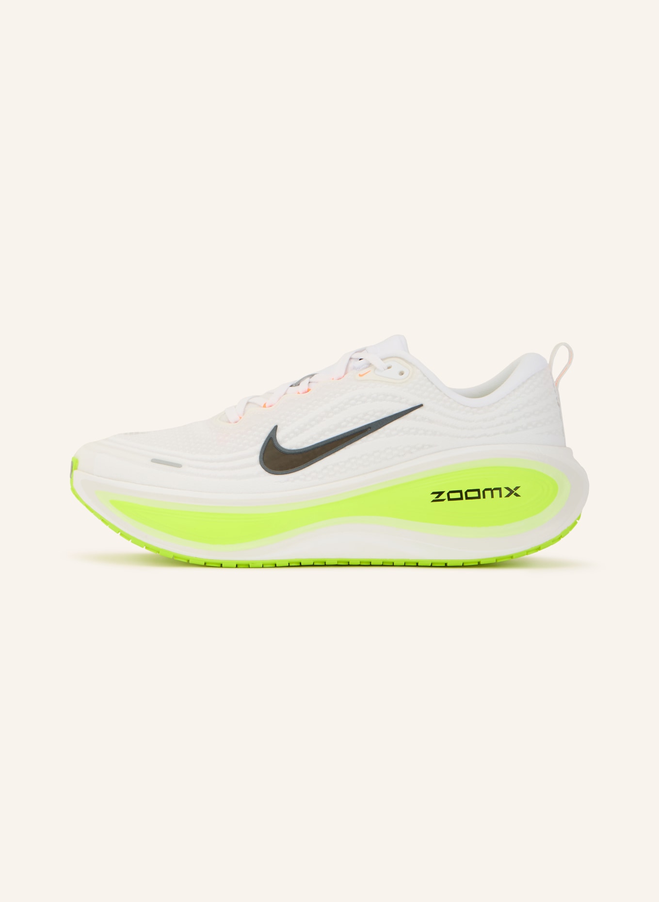 Nike Laufschuhe VOMERO PLUS: WEISS / NEONORANGE / SCHWARZ
