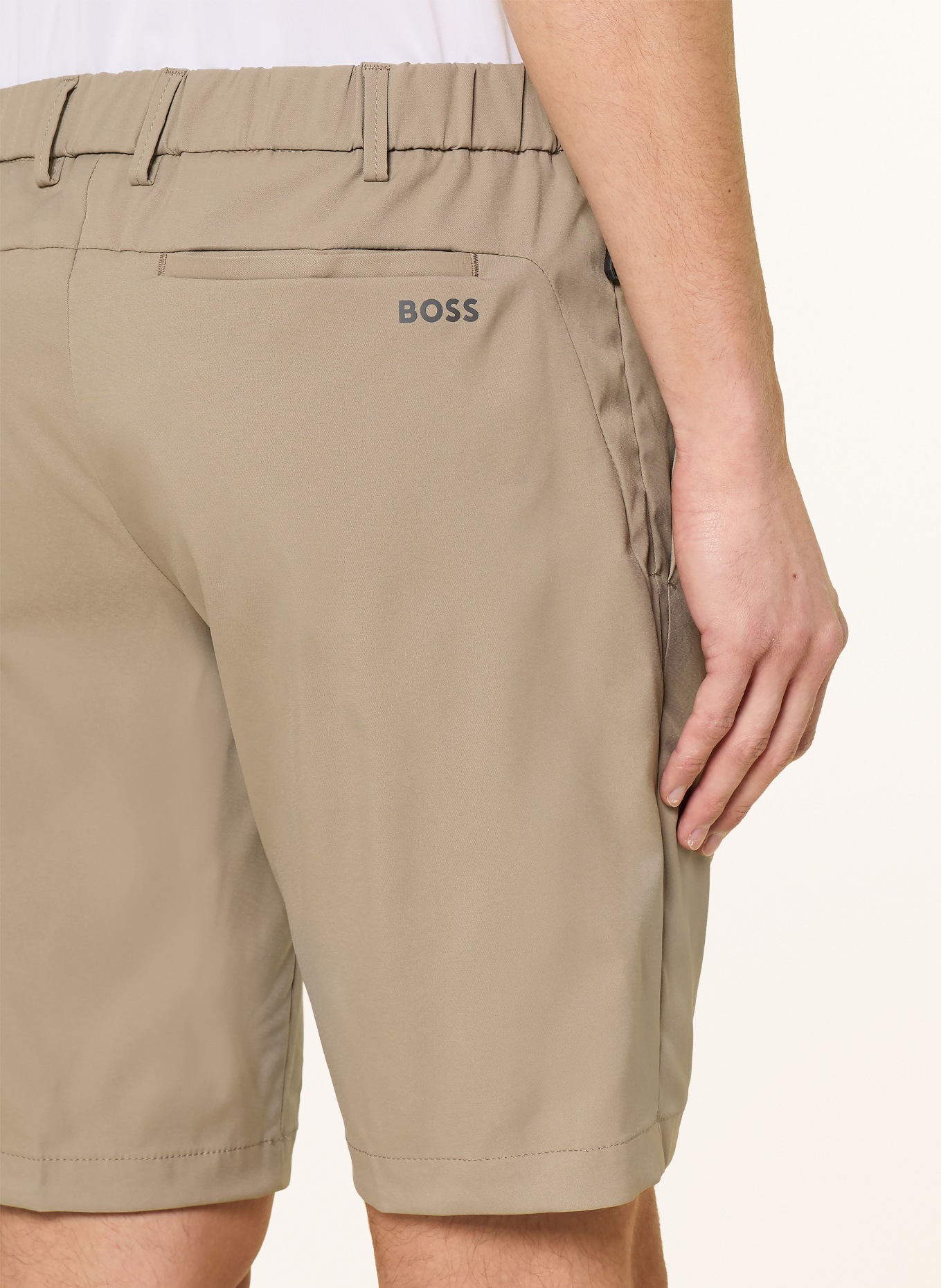BOSS PHOENIX PRO golf shorts: LIGHT GREEN
