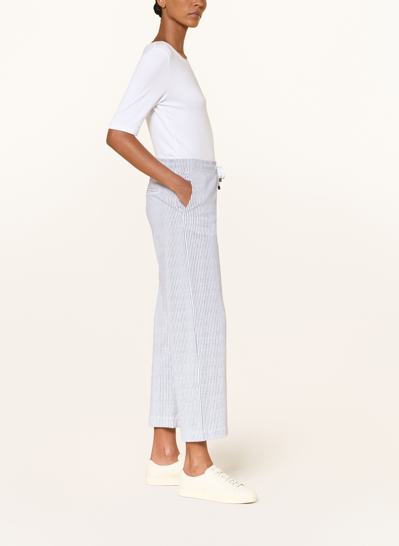 Juvia Sweatpants VASCA: WEISS / DUNKELBLAU