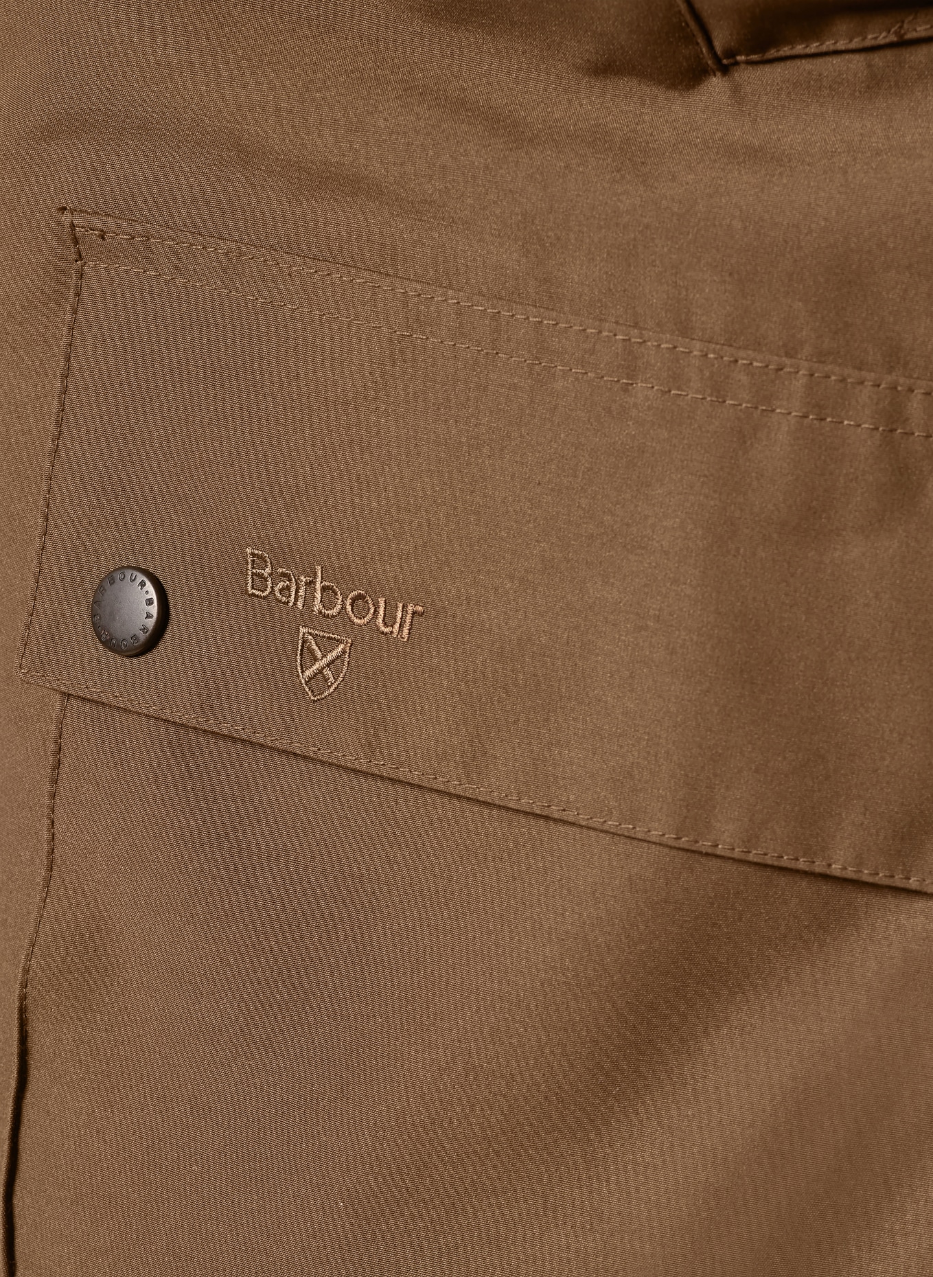 Barbour Jas WINTER ASHBY met afneembare capuchon: KAKI / MARRON FONCÉ