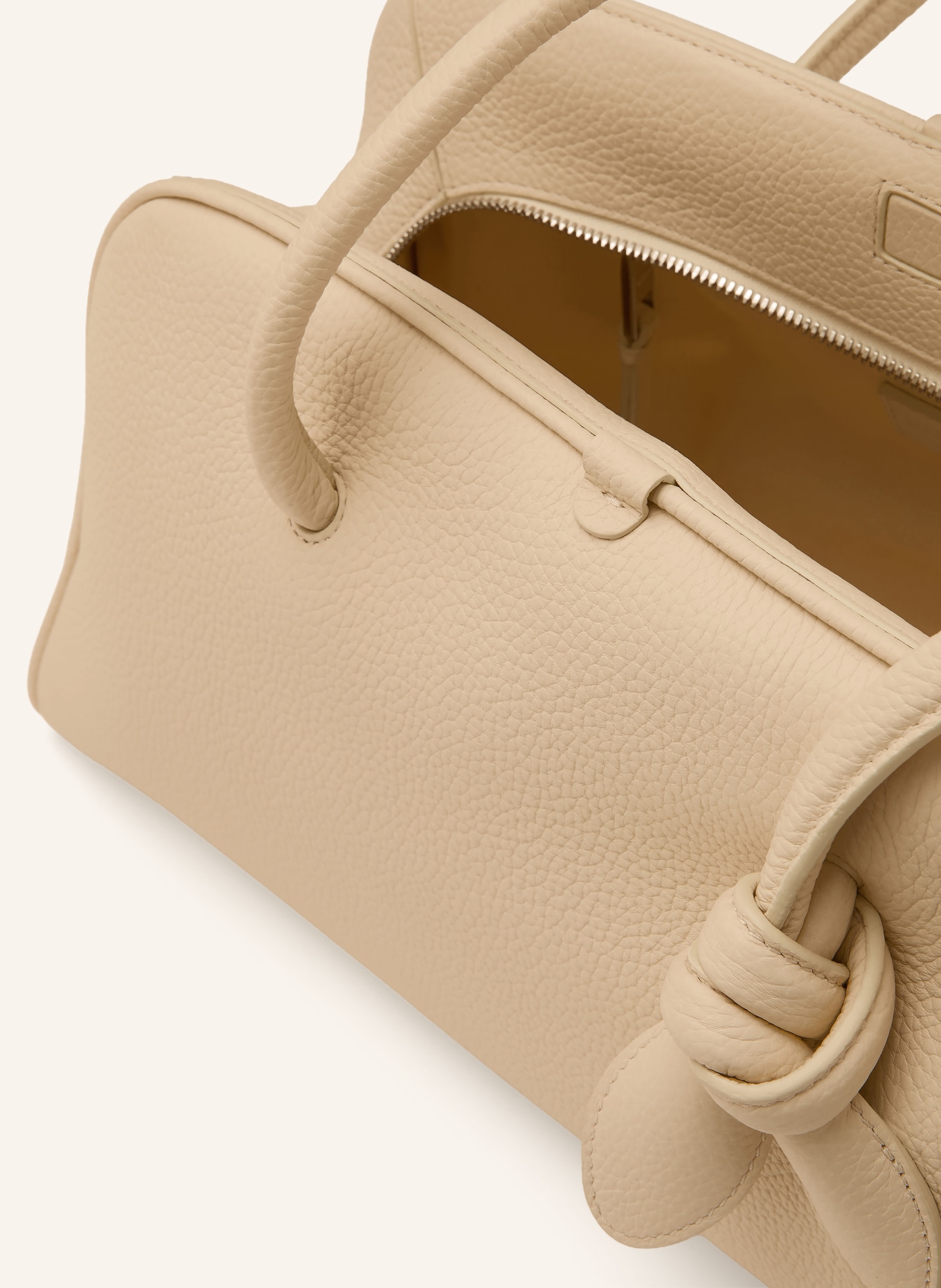 JACQUEMUS Torebka LE TURISMO: KREMOWY / SREBRNY