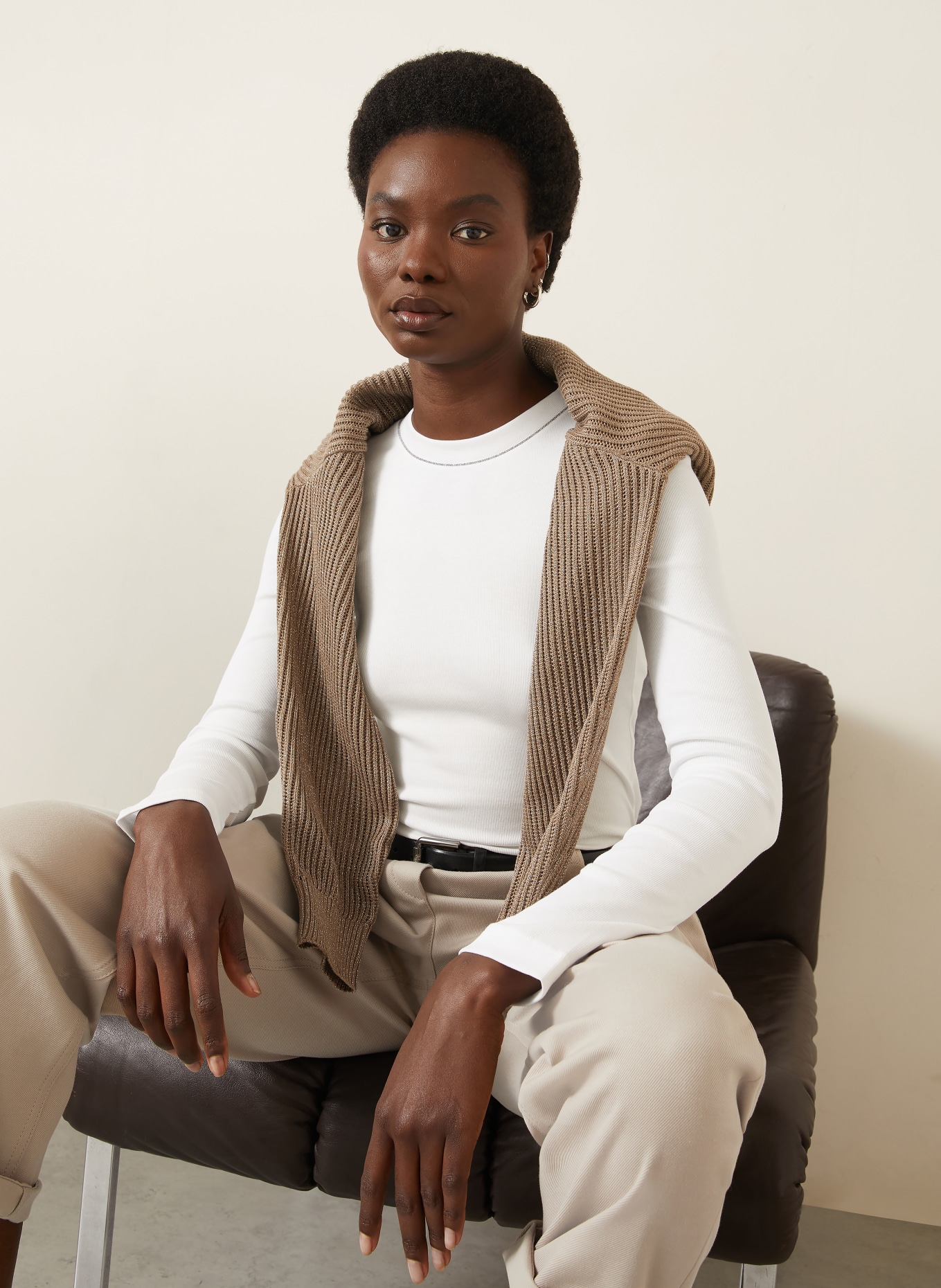 BRUNELLO CUCINELLI Long sleeve shirt with decorative beads: WHITE