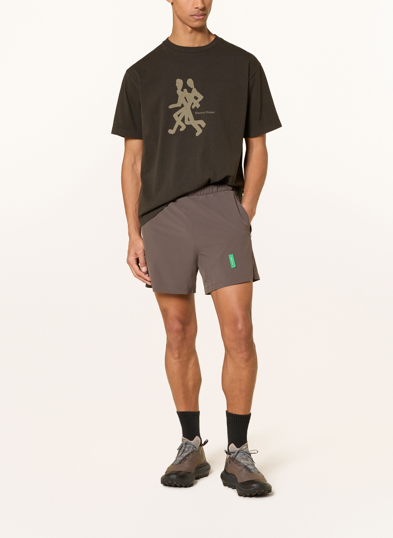 District Vision T-Shirt CALIFORNIA: DUNKELGRAU