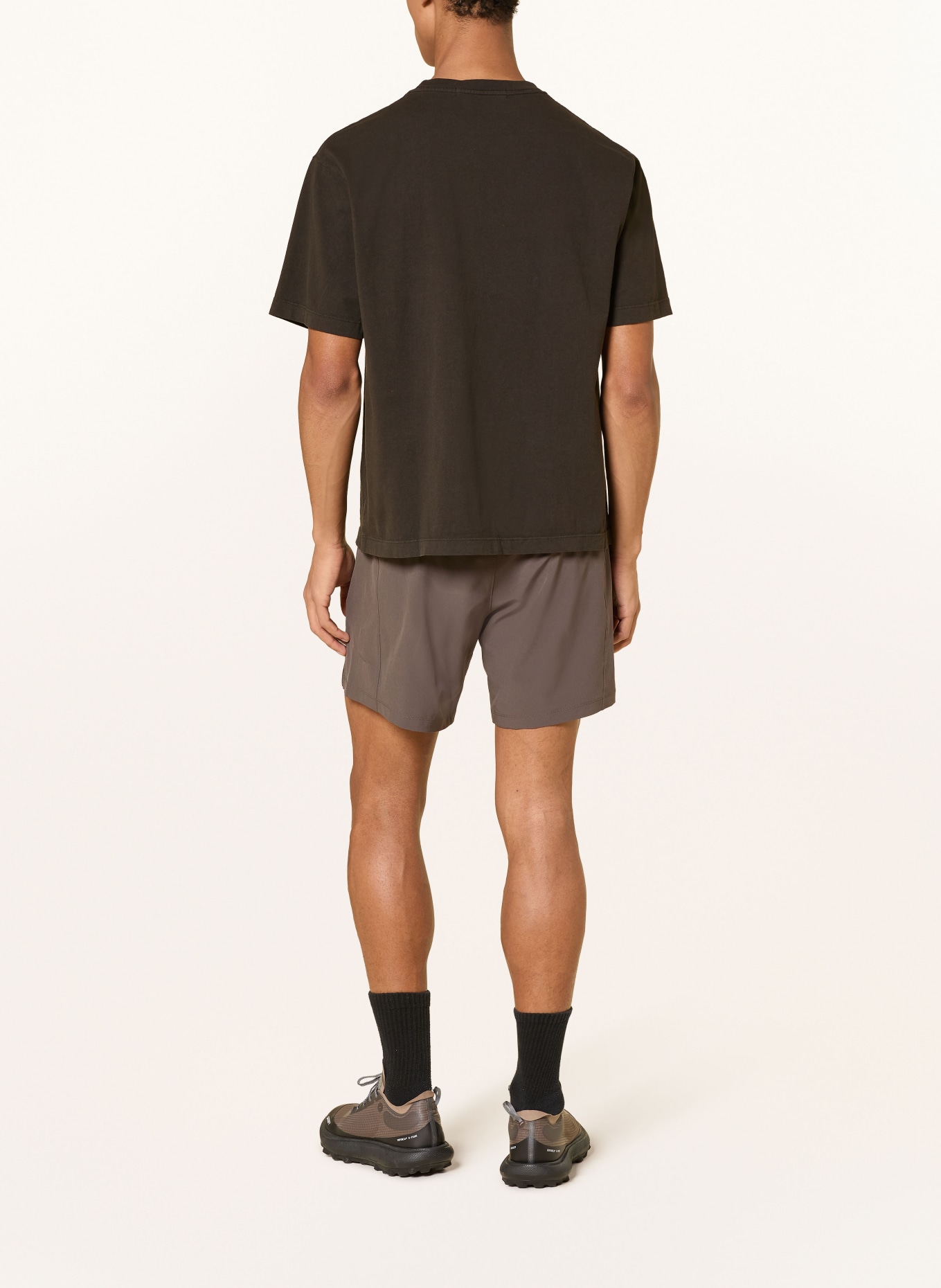 District Vision T-Shirt CALIFORNIA: DUNKELGRAU