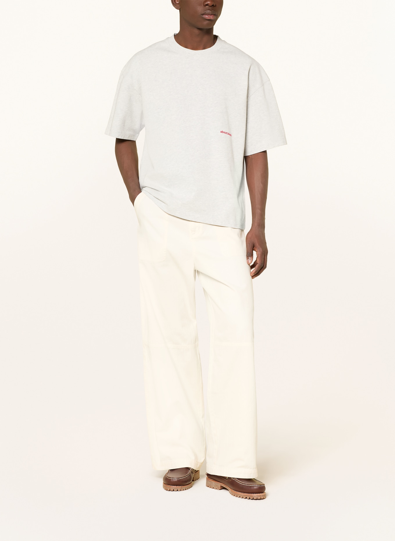 about:blank T-shirt: LIGHT GRAY / RED