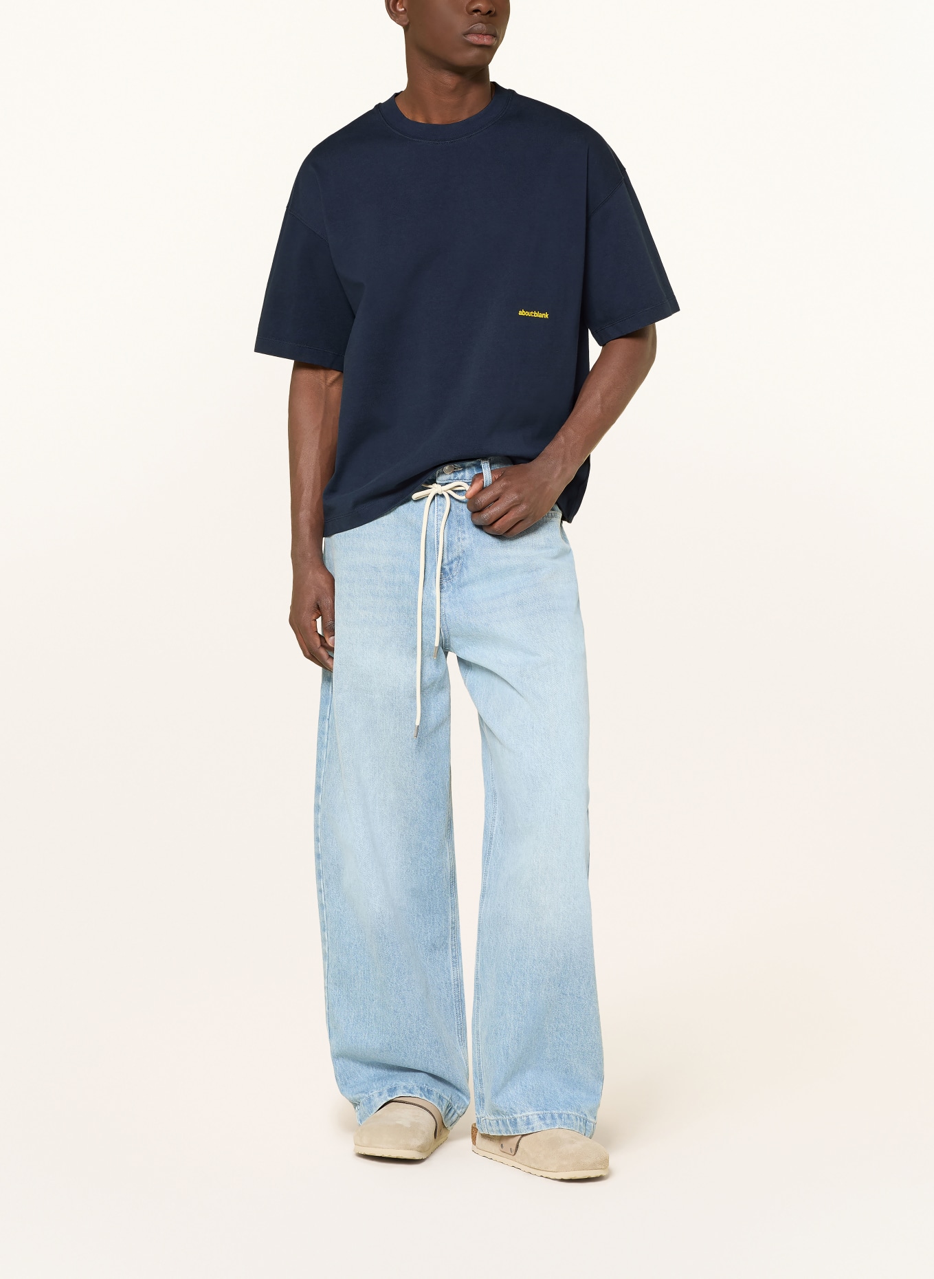 about:blank T-shirt: DARK BLUE / YELLOW