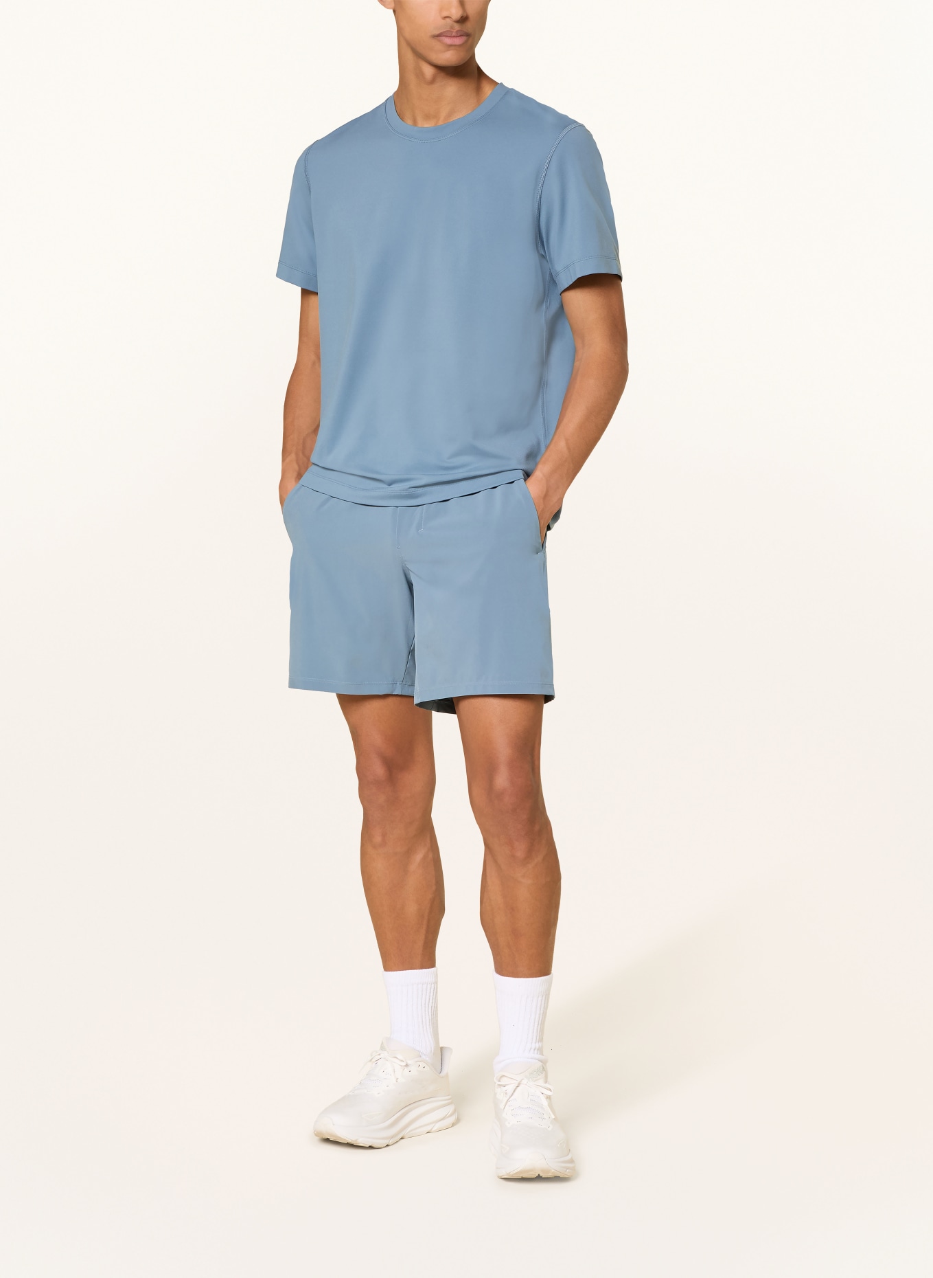 lululemon 2-in-1-Trainingsshorts PACE BREAKER SHORT 7IN: BLAU