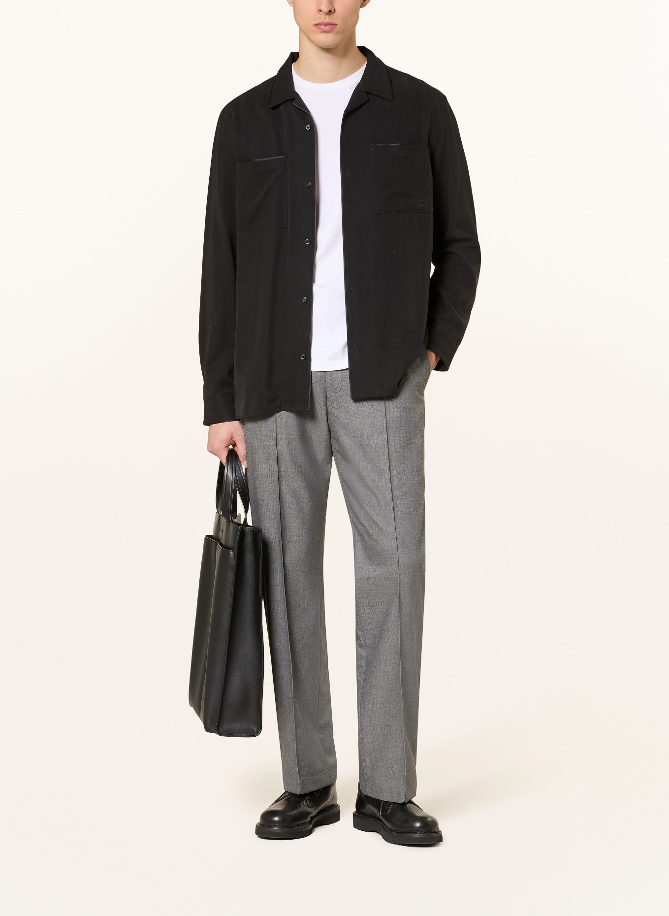 Calvin Klein Chino coupe droite: GRIS FONCÉ