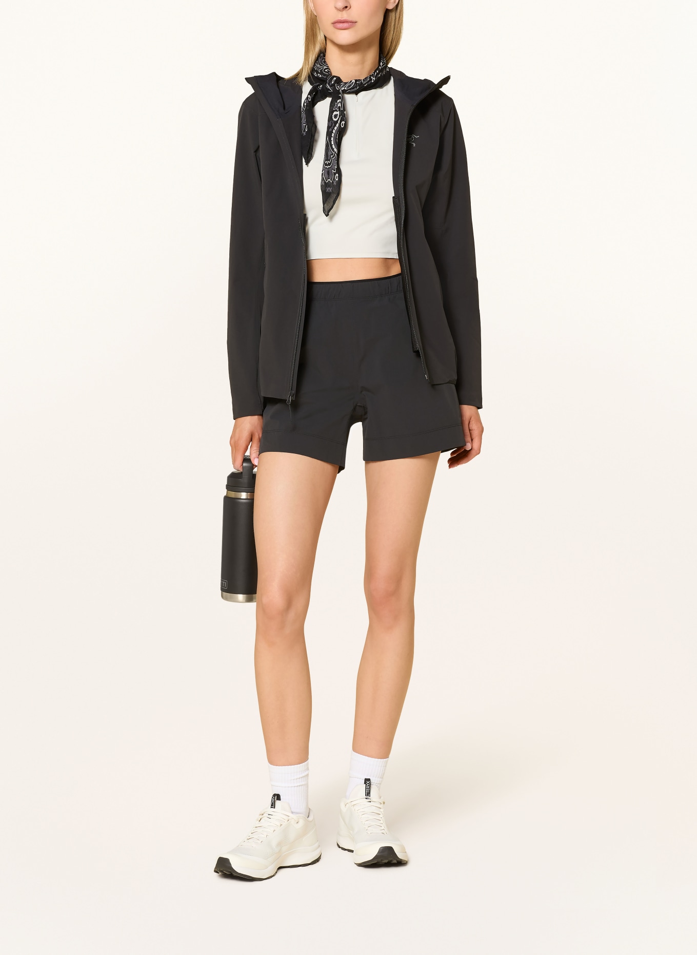 ARC'TERYX Trekking-Shorts SINSOLA: SCHWARZ