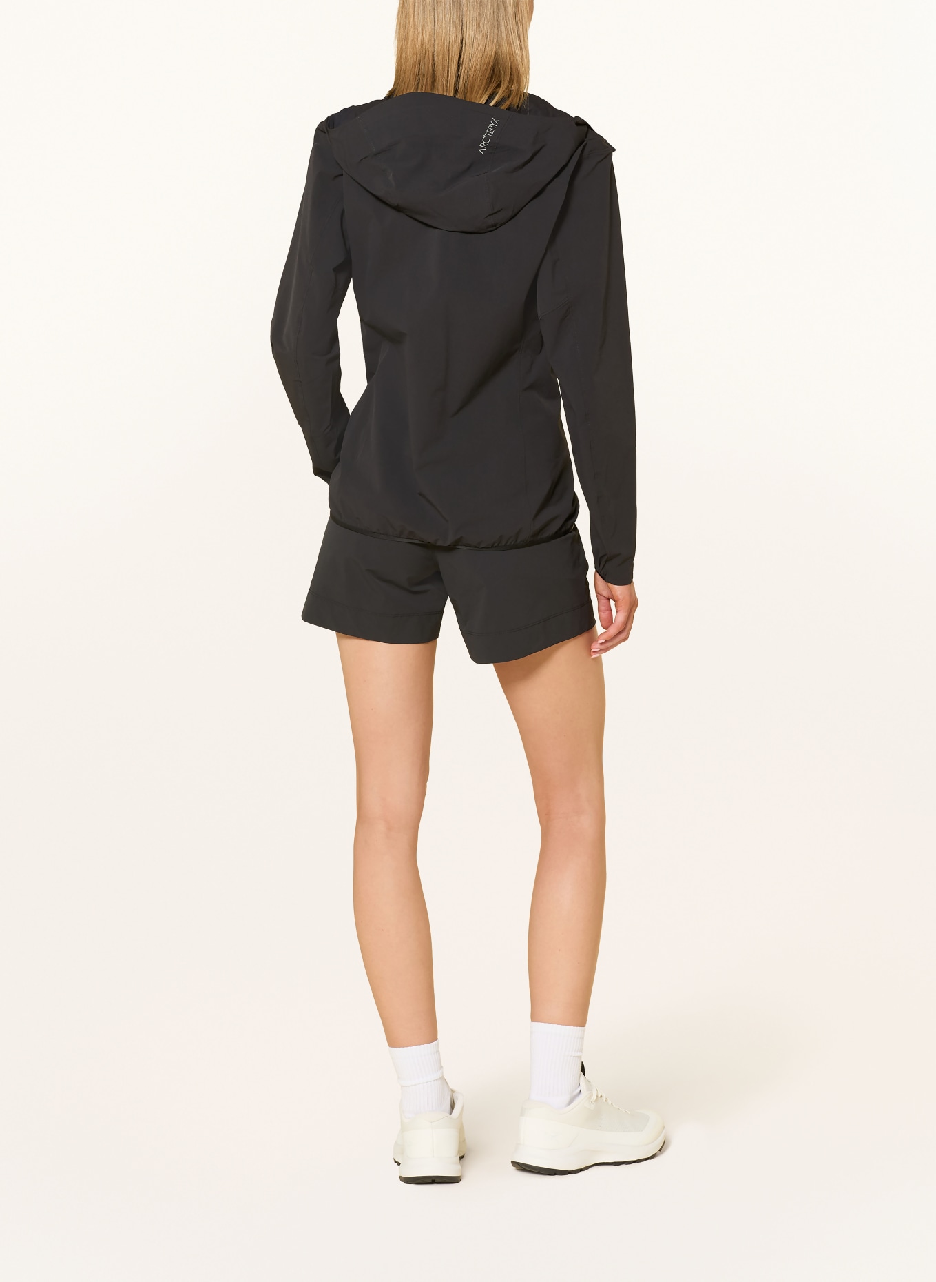 ARC'TERYX Trekking-Shorts SINSOLA: SCHWARZ