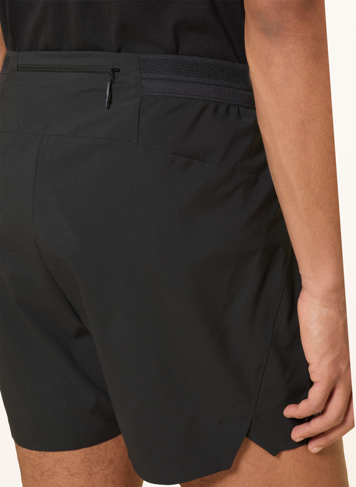ARC'TERYX Trekkingshorts NORVAN: SCHWARZ
