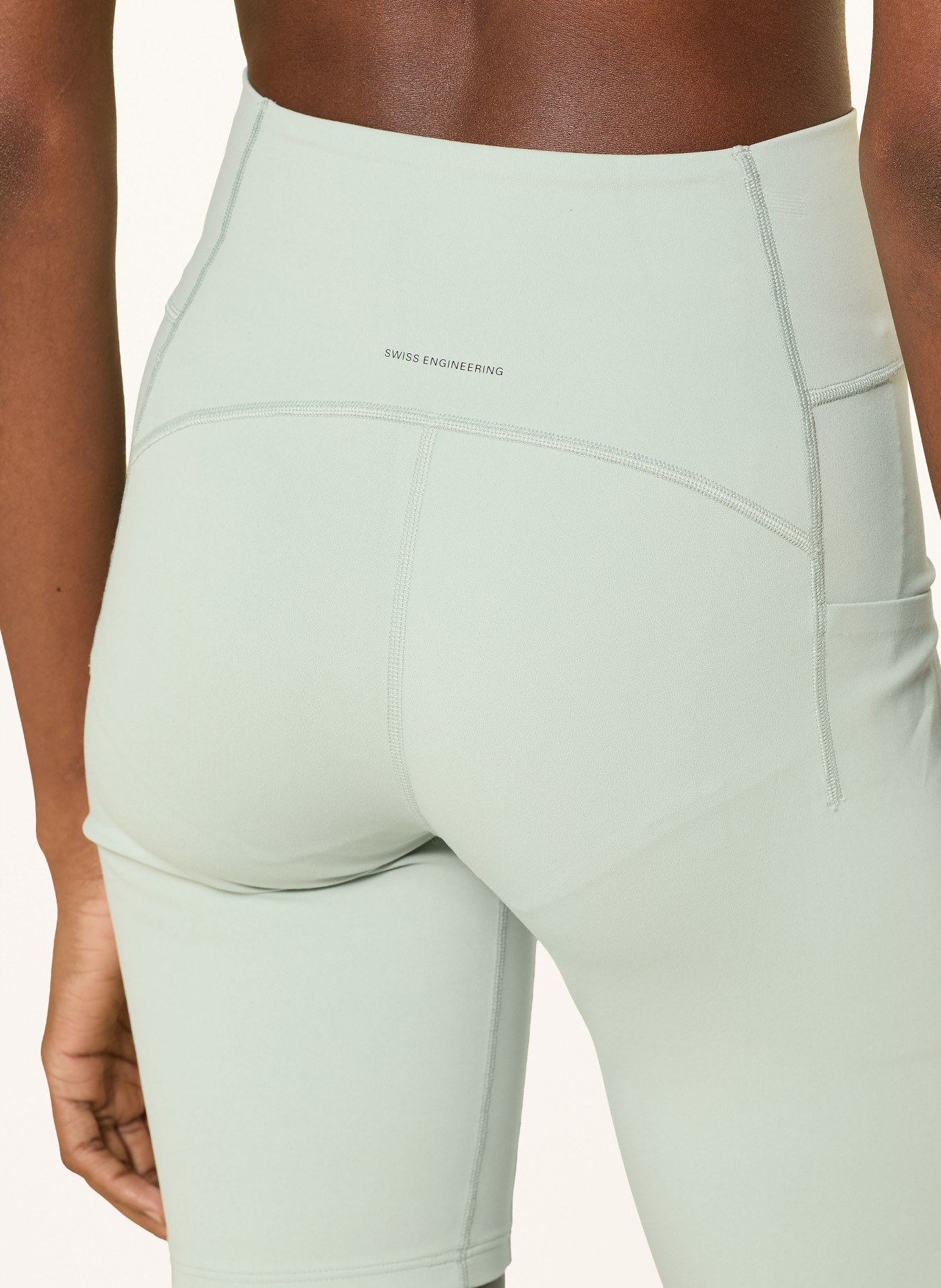 On STUDIO SHORT Tights: TURQUOISE