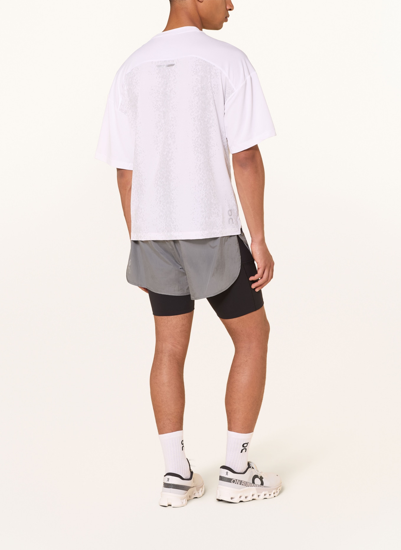 On 2-in-1-Laufshorts PERFORMANCE VOLT: GRAU / SCHWARZ