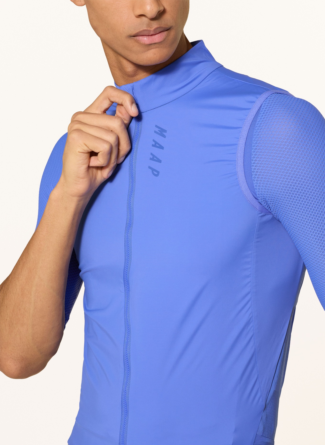 MAAP FLOW Cycling Vest: BLUE / DARK BLUE
