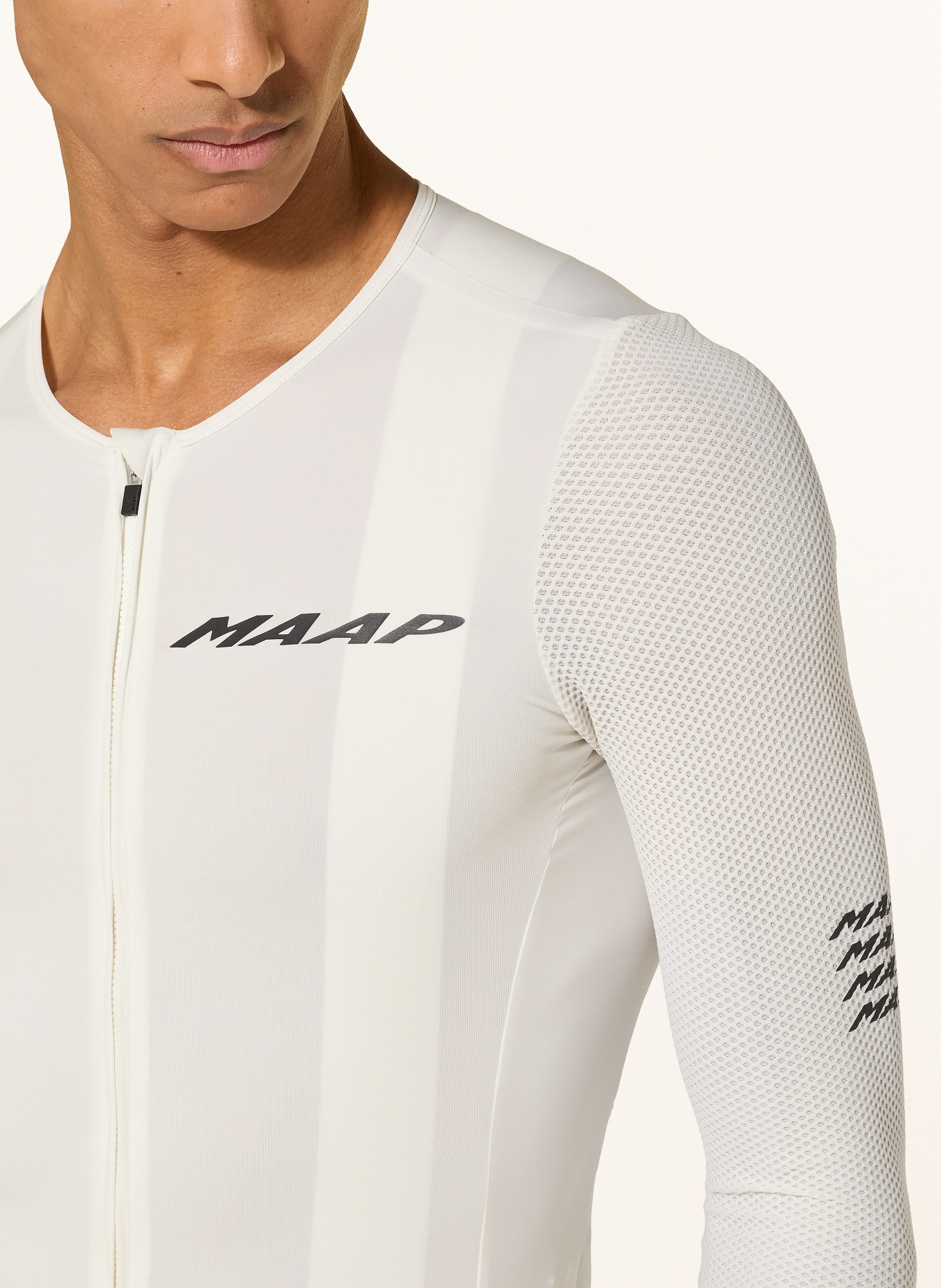 MAAP EMERGE Cycling Jersey: LIGHT GRAY / BLACK