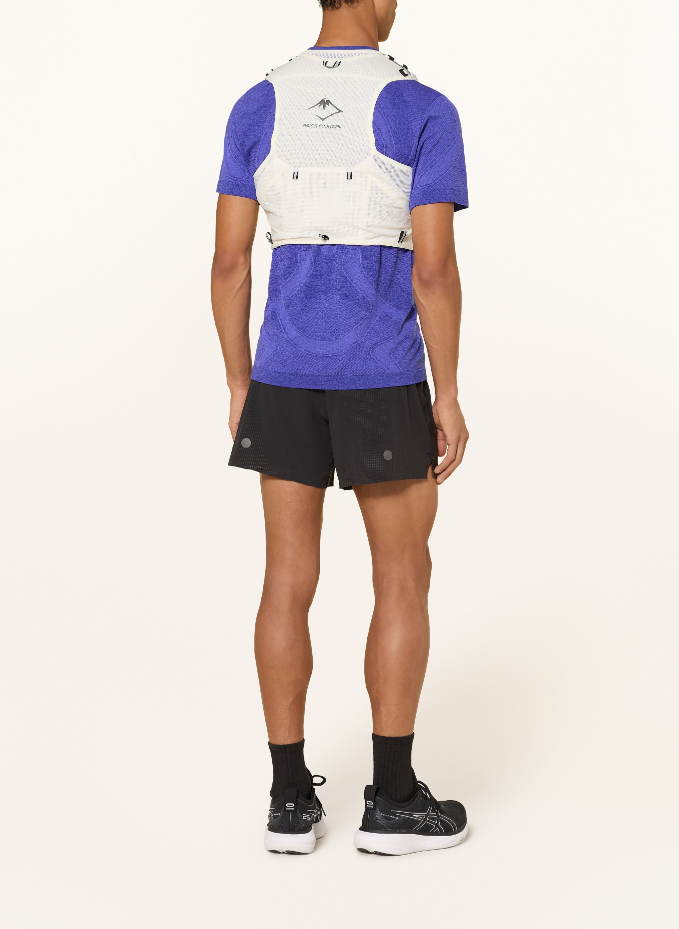 ASICS FUJITRAIL Running Vest: WHITE