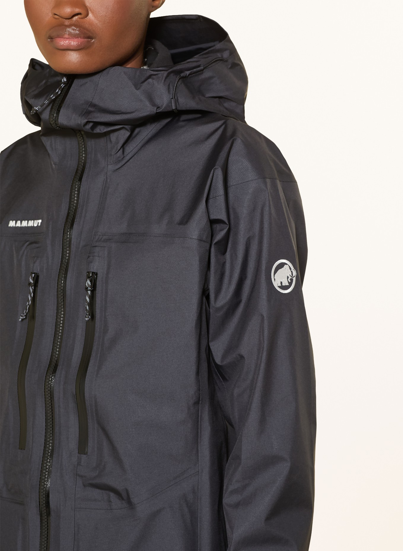 MAMMUT Hardshell-Jacke TAISS LIGHT: SCHWARZ