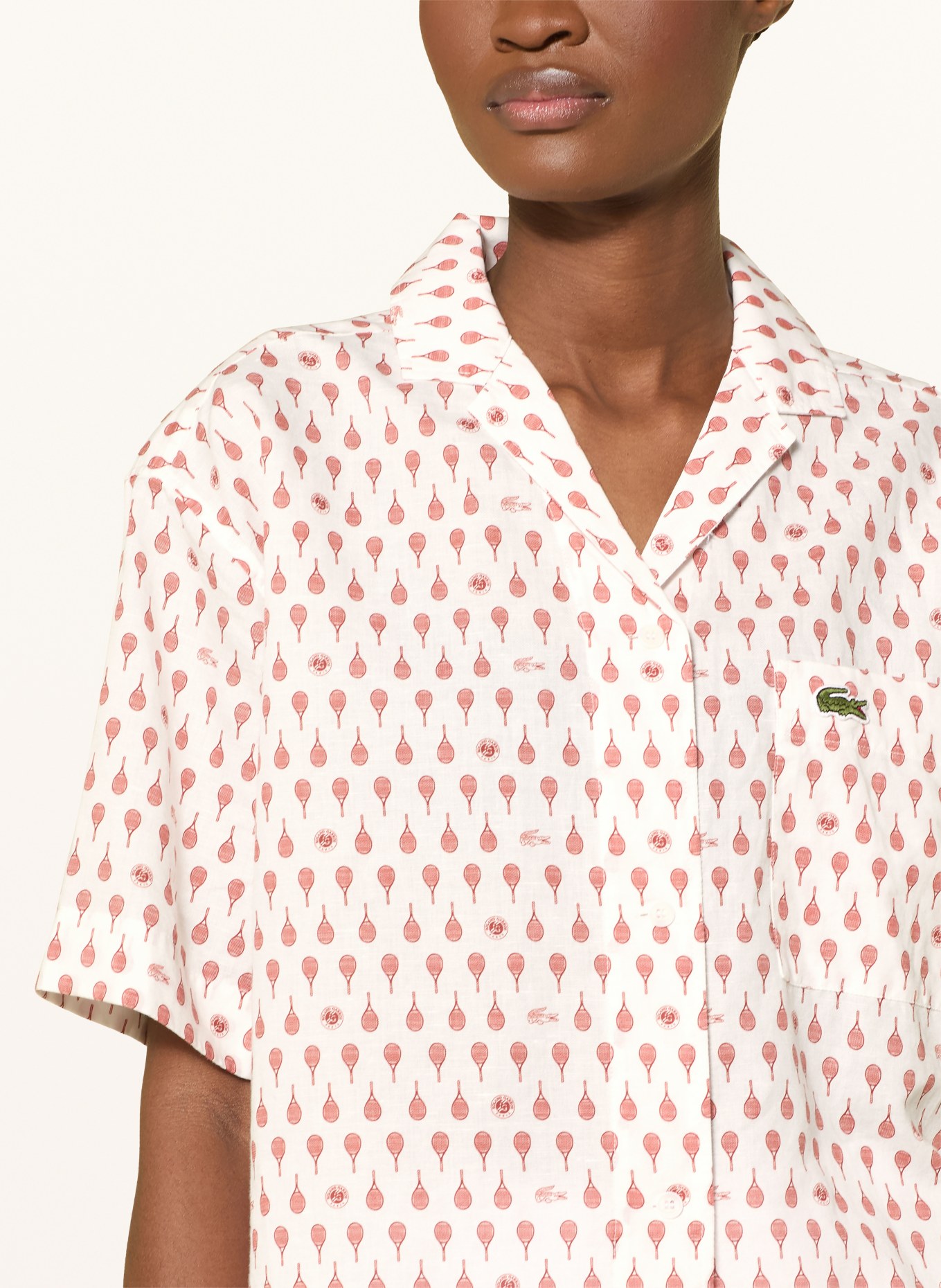 LACOSTE Bluse: WEISS / DUNKELROT