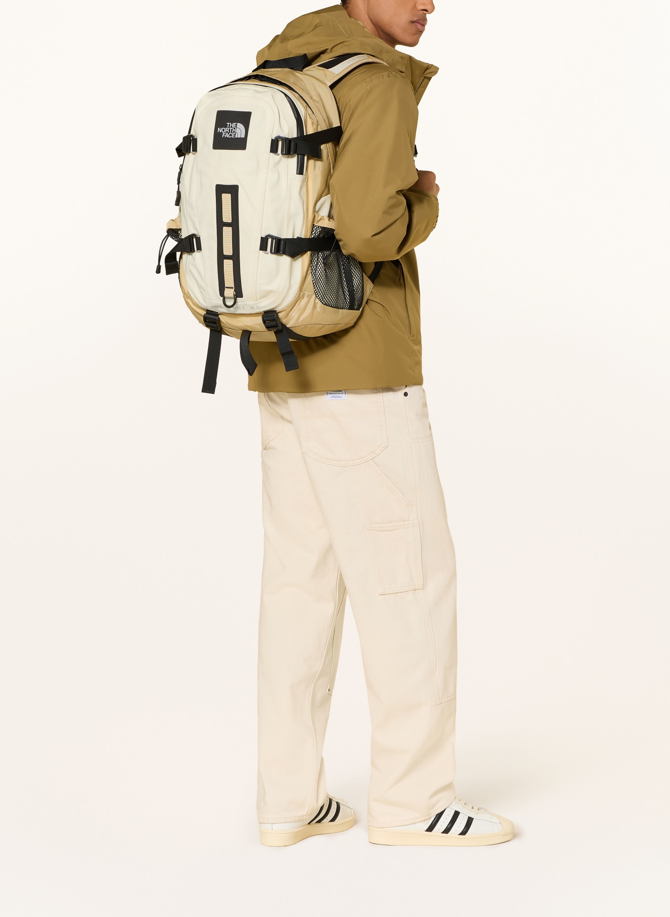 THE NORTH FACE Rugzak HOT SHOT BASE CAMP 25,5 l met laptopvak: ECRU / BEIGE