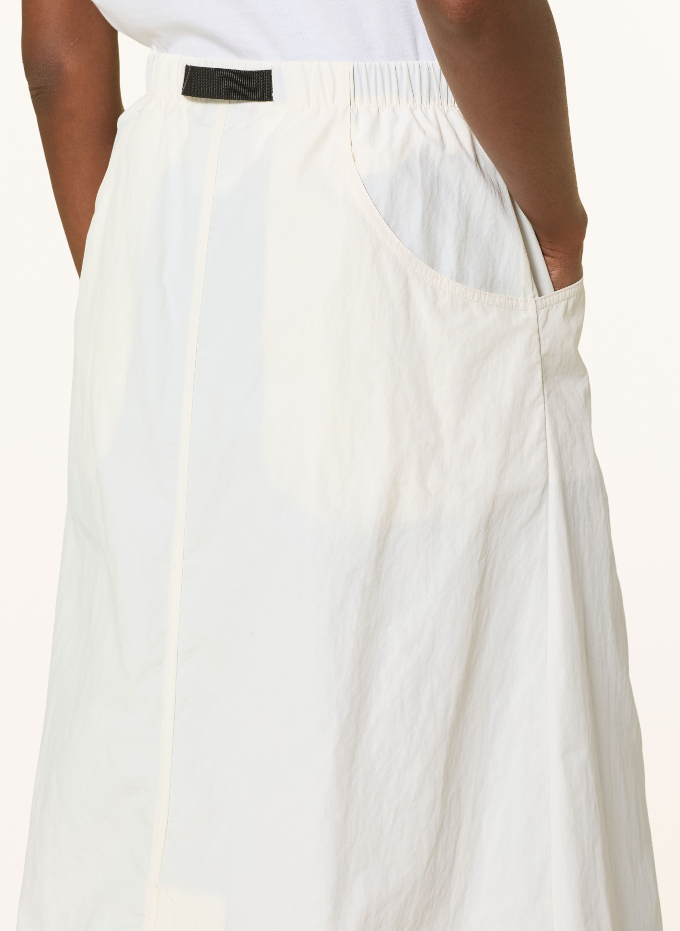 THE NORTH FACE RED BOX Skirt: WHITE