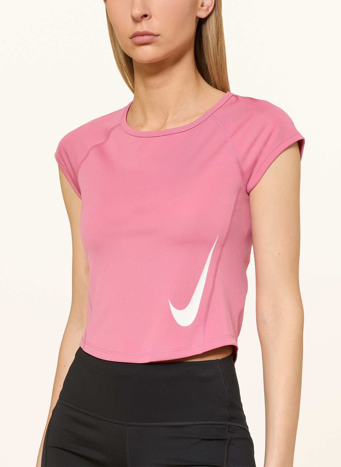 Nike T-shirt de course TEMPO SWOOSH: VIEUX ROSE